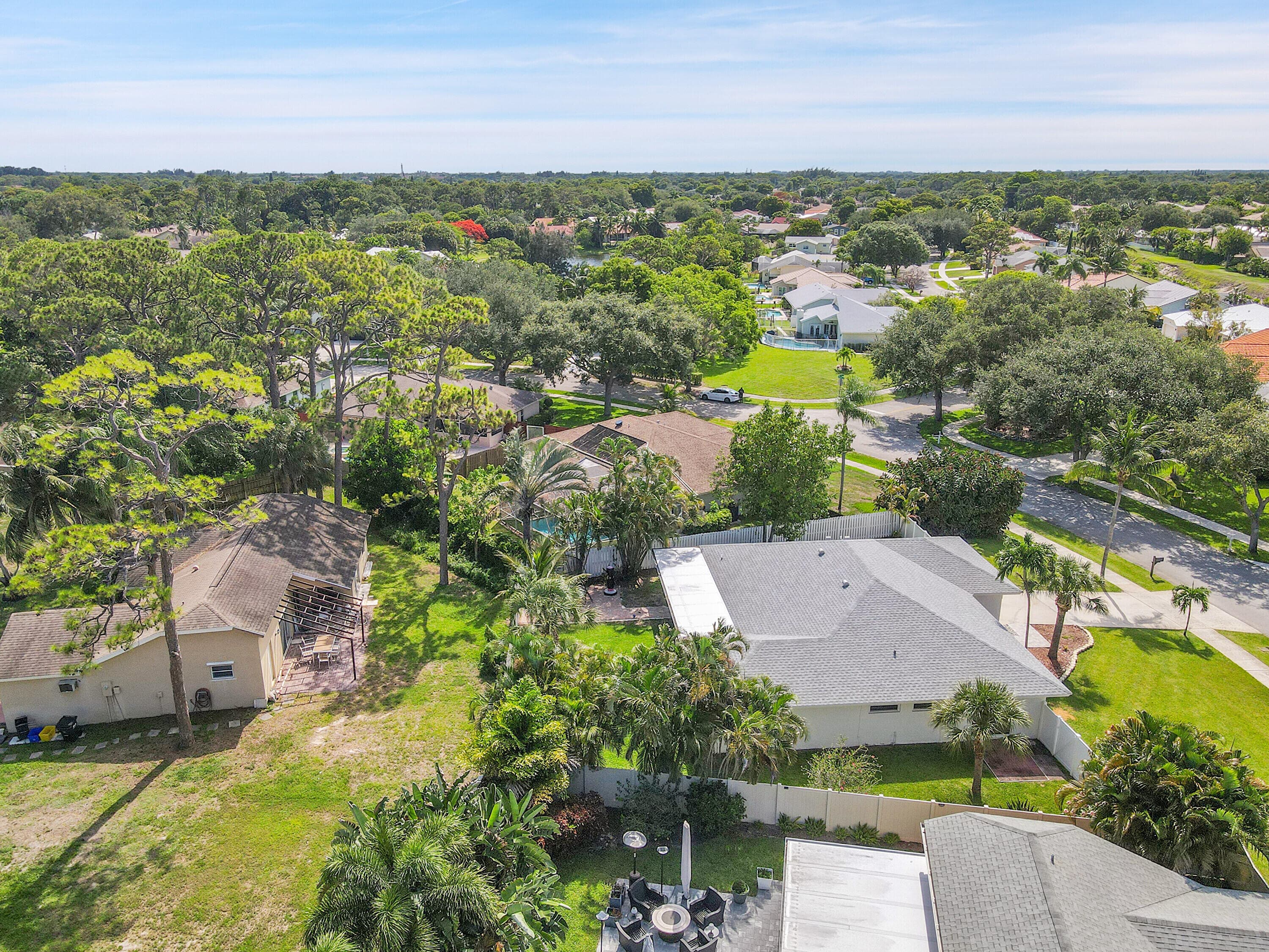 945 Sunflower Avenue, Delray Beach, FL 33445 — photo 40 of 47