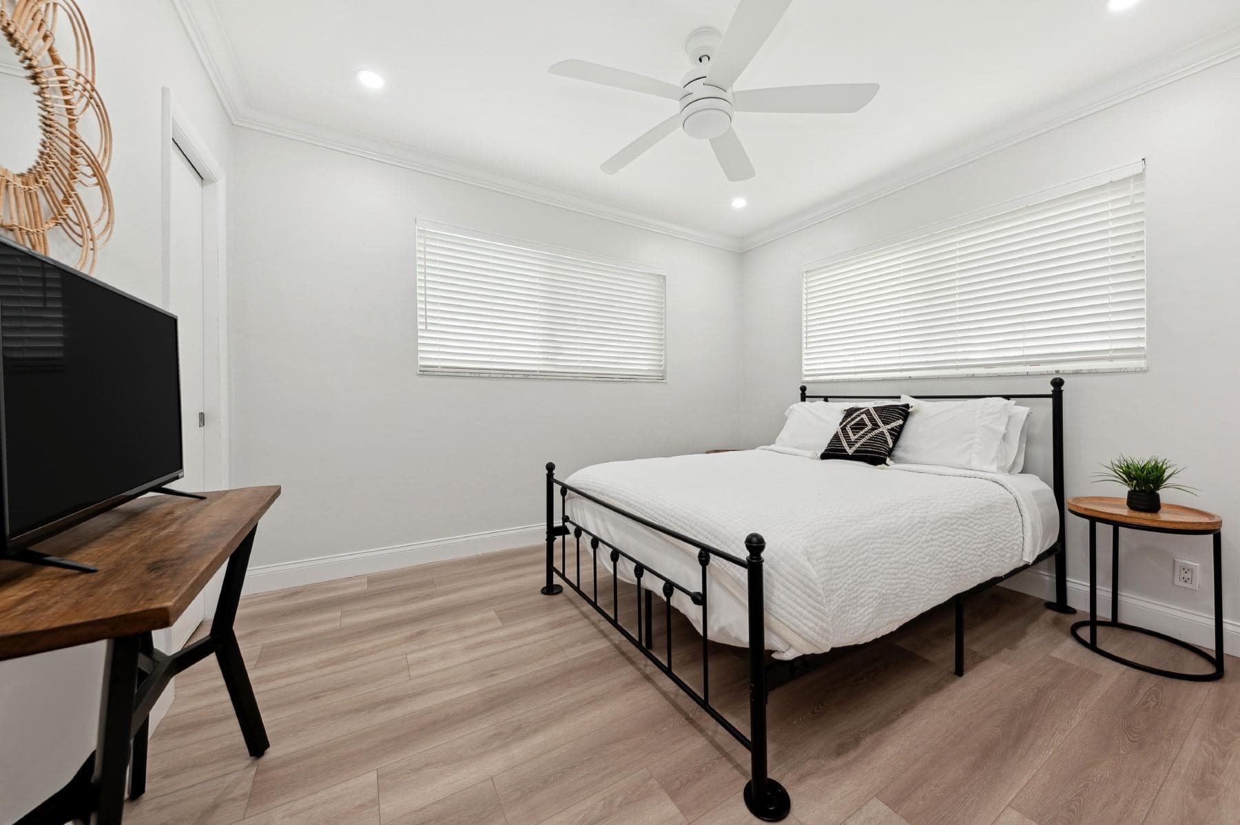 6241 NE 19th Terrace, Fort Lauderdale, FL 33308 — photo 19 of 30