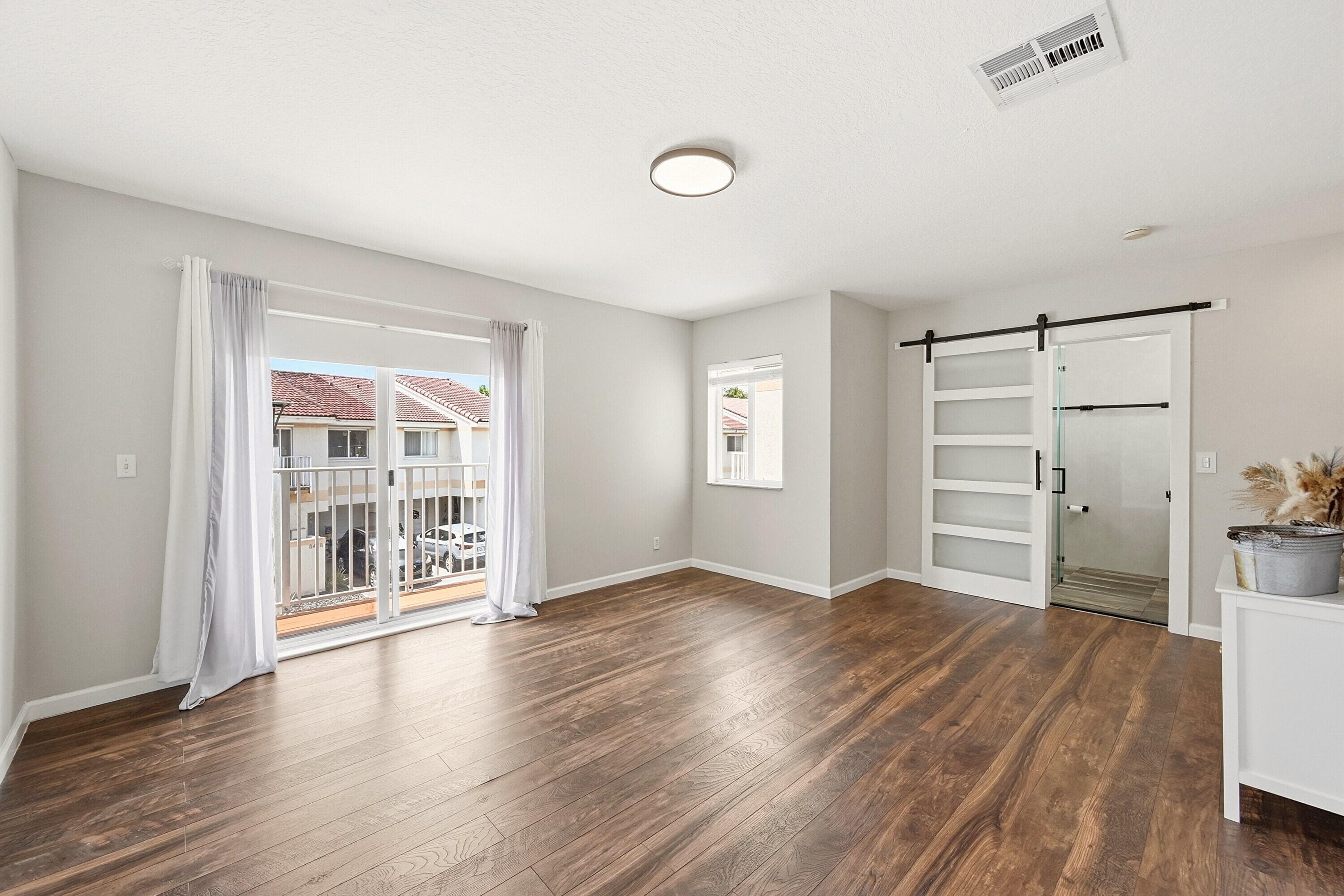 8464 Lagos De Campo Boulevard, Tamarac, FL 33321 — photo 29 of 43
