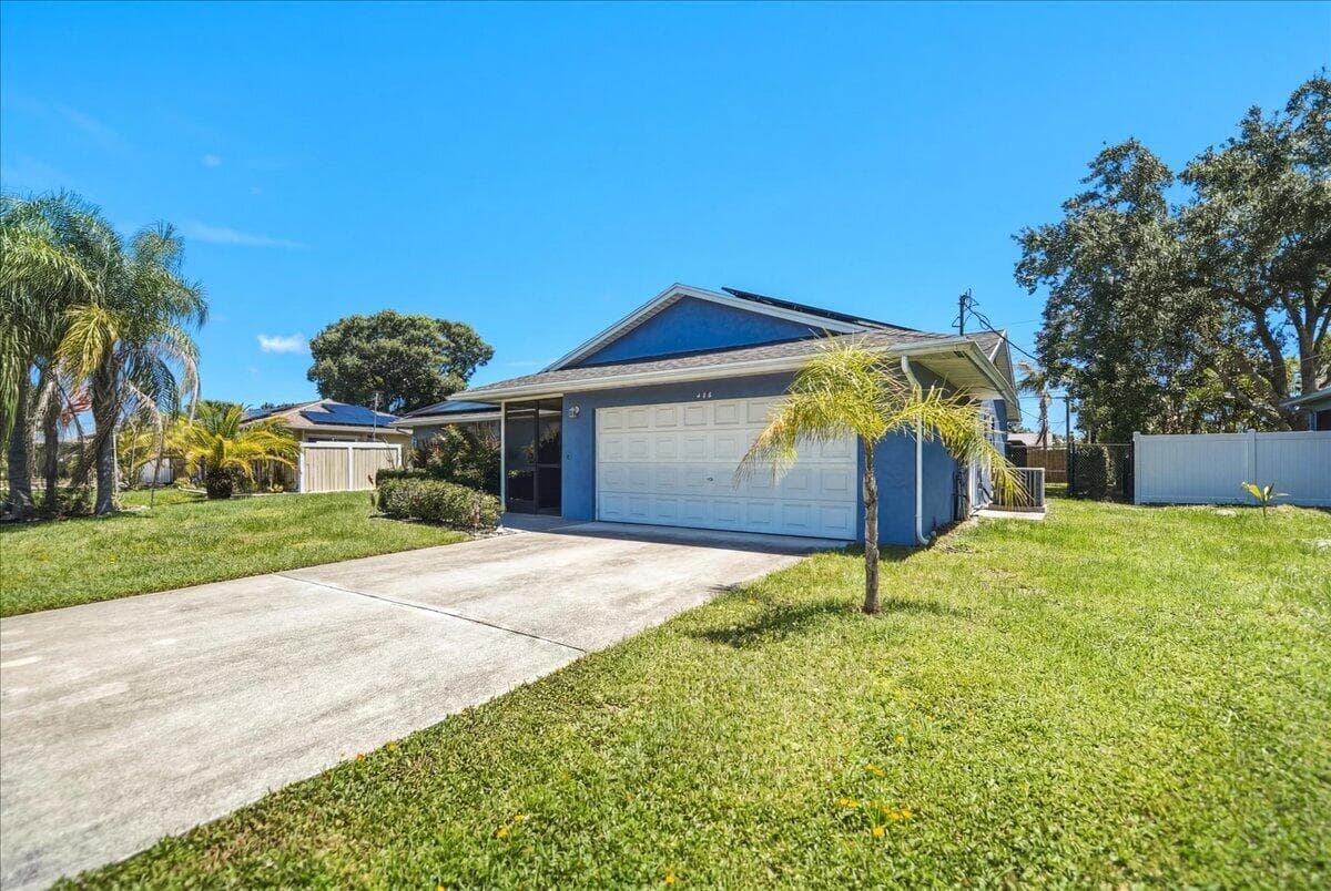 465 SE Asbury Lane, Port St. Lucie, FL 34983 — photo 5 of 49