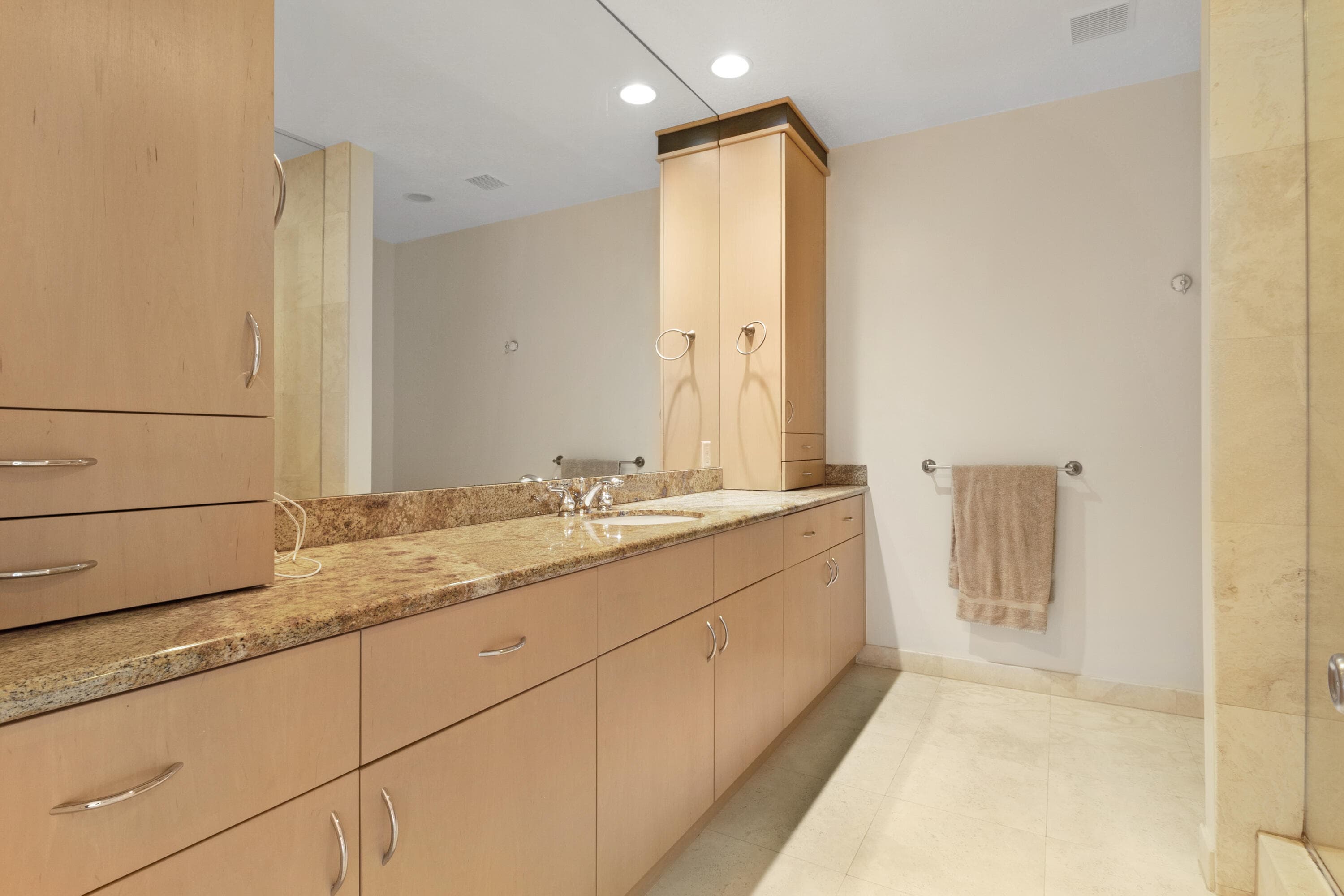 4517 NE 21st Avenue 4, Fort Lauderdale, FL 33308 — photo 16 of 38