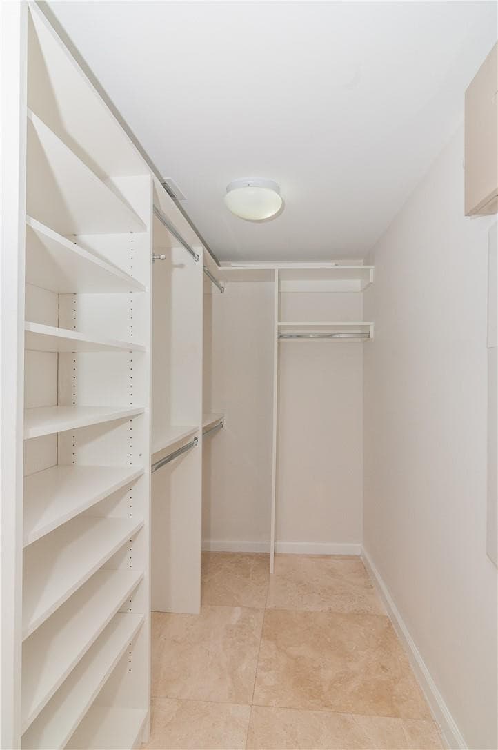 465 Brickell Avenue Bay 419, Miami, FL 33131 — photo 28 of 58