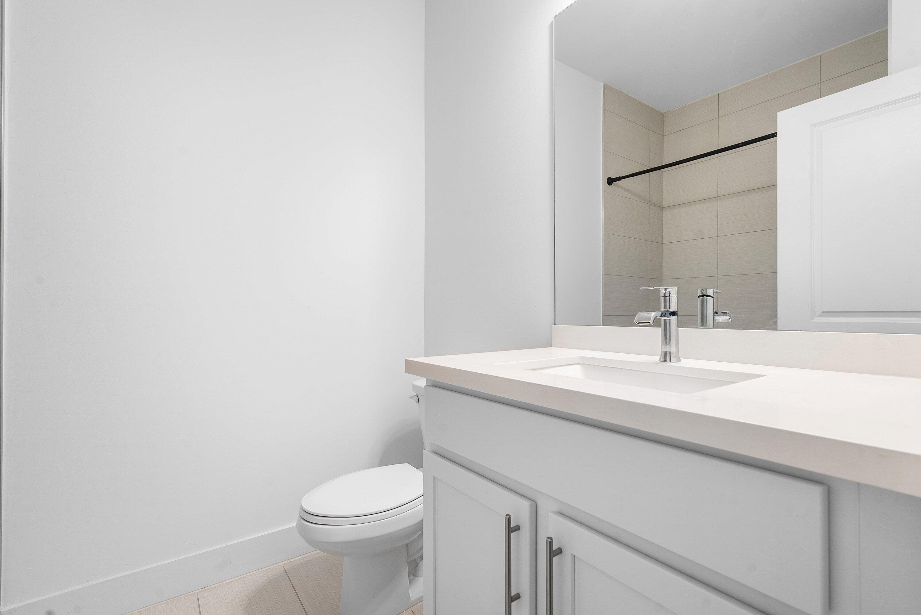 4455 E Aqua Bella Lane, Dania Beach, FL 33312 — photo 32 of 38