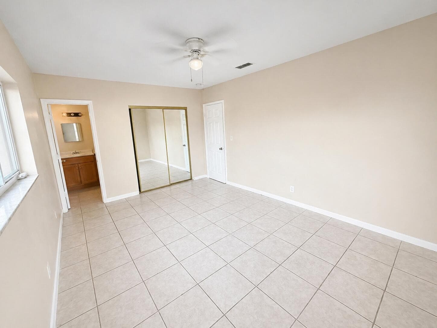 4151 NW 30th Terrace 4, Lauderdale Lakes, FL 33309 — photo 8 of 9