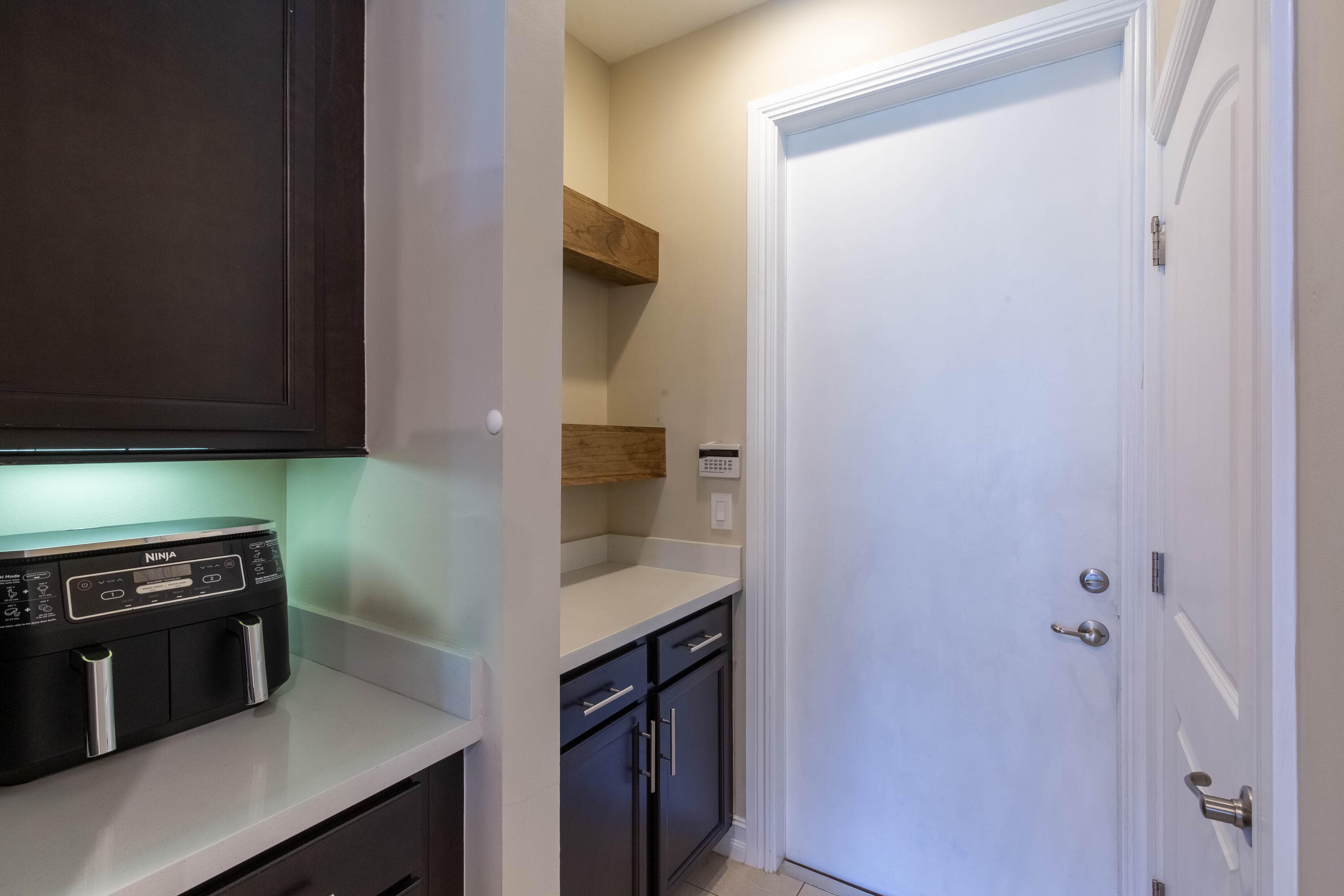 63 Dogwood Court, Royal Palm Beach, FL 33411 — photo 8 of 34