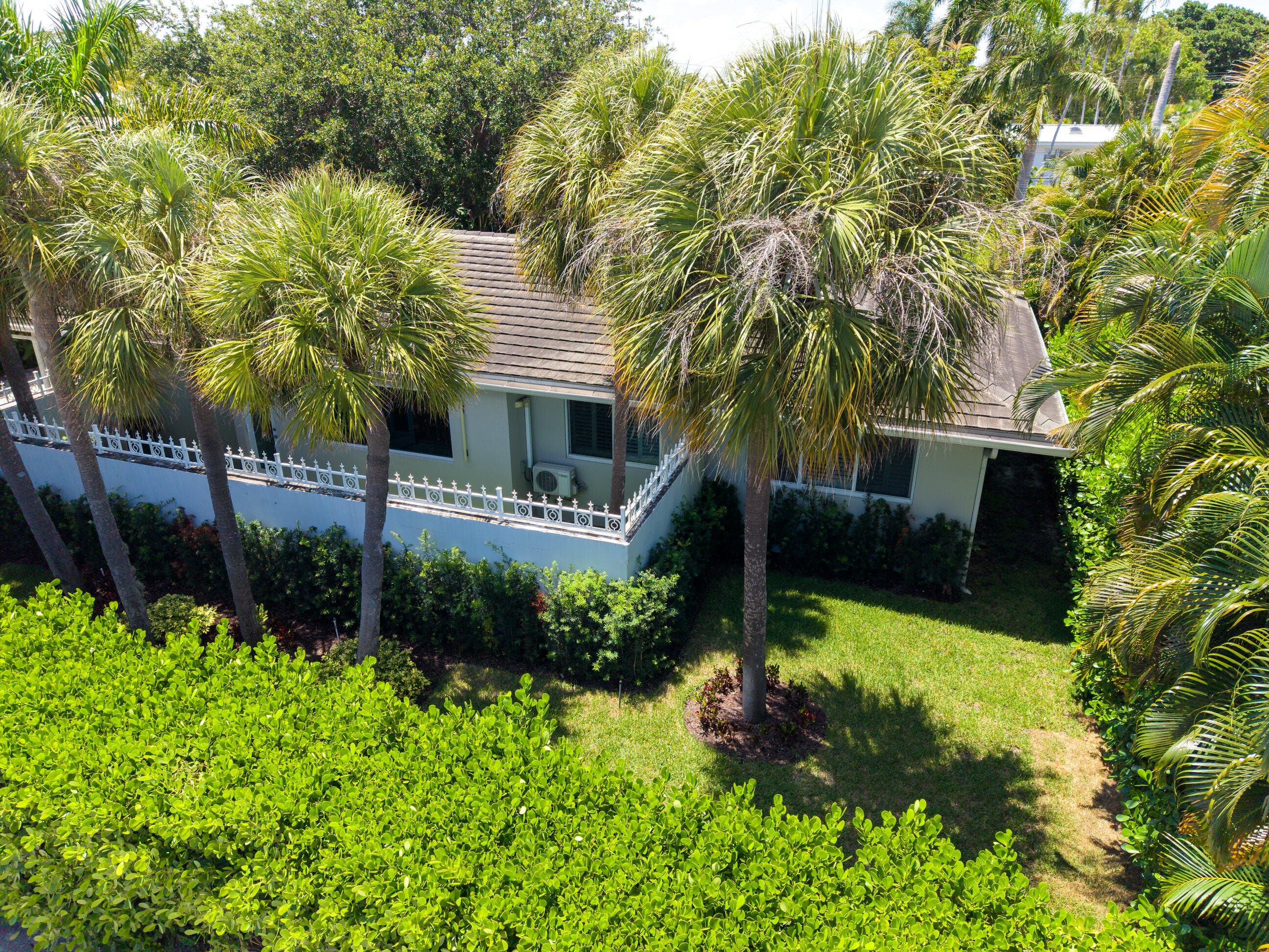 1635 Seabreeze Boulevard, Fort Lauderdale, FL 33316 — photo 4 of 18