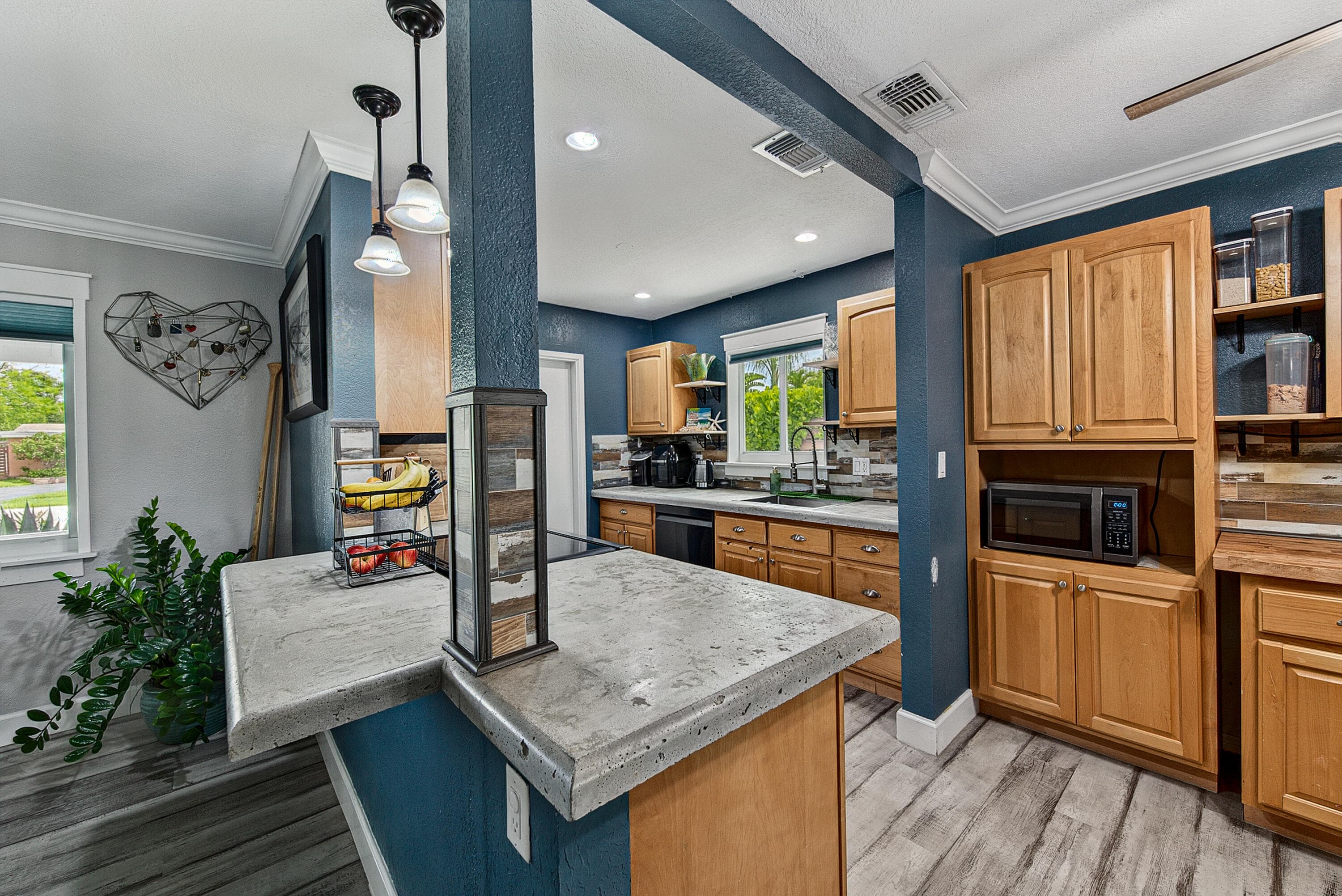 729 NW 29th Court, Wilton Manors, FL 33311 — photo 13 of 44