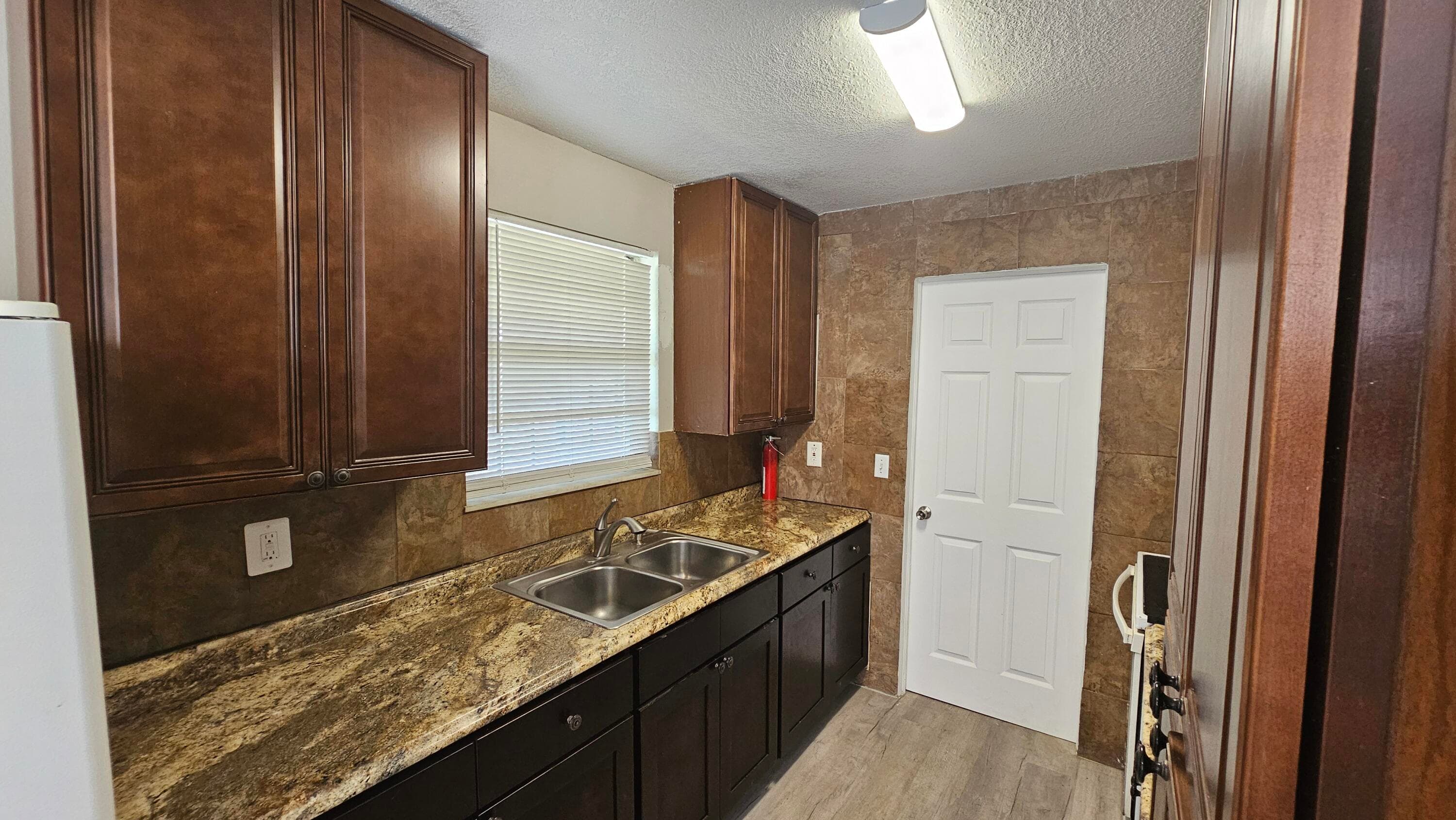 1501 W 17th Street, Riviera Beach, FL 33404 — photo 5 of 17