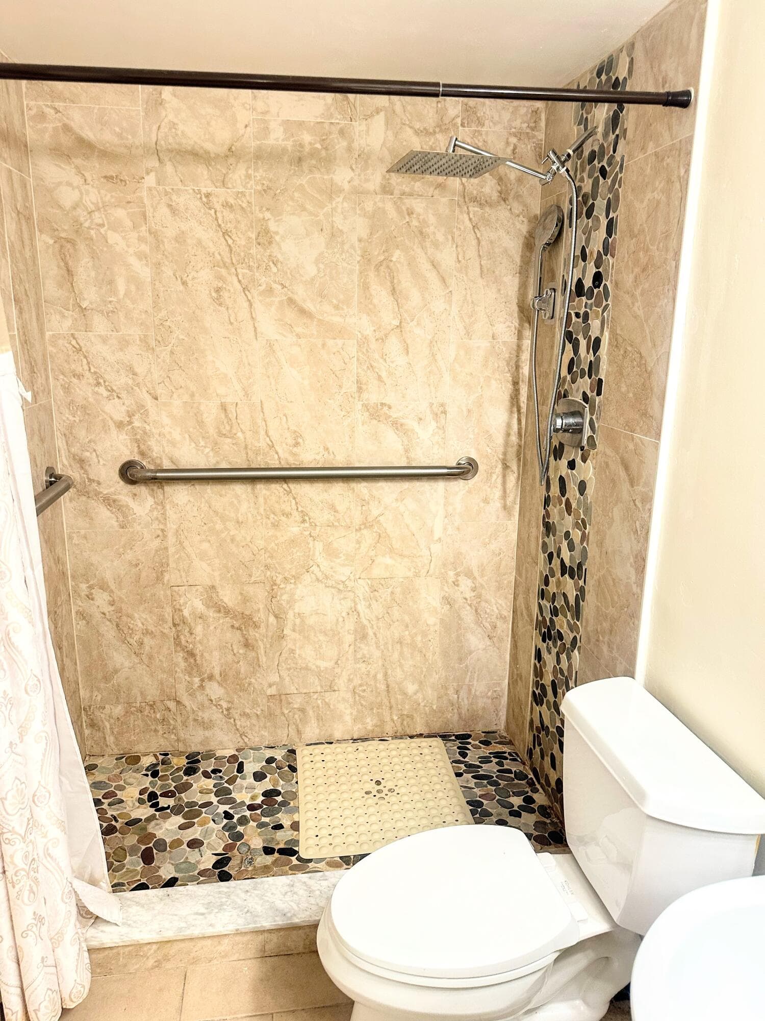 430 NW 214th Street 103, Miami Gardens, FL 33169 — photo 13 of 24