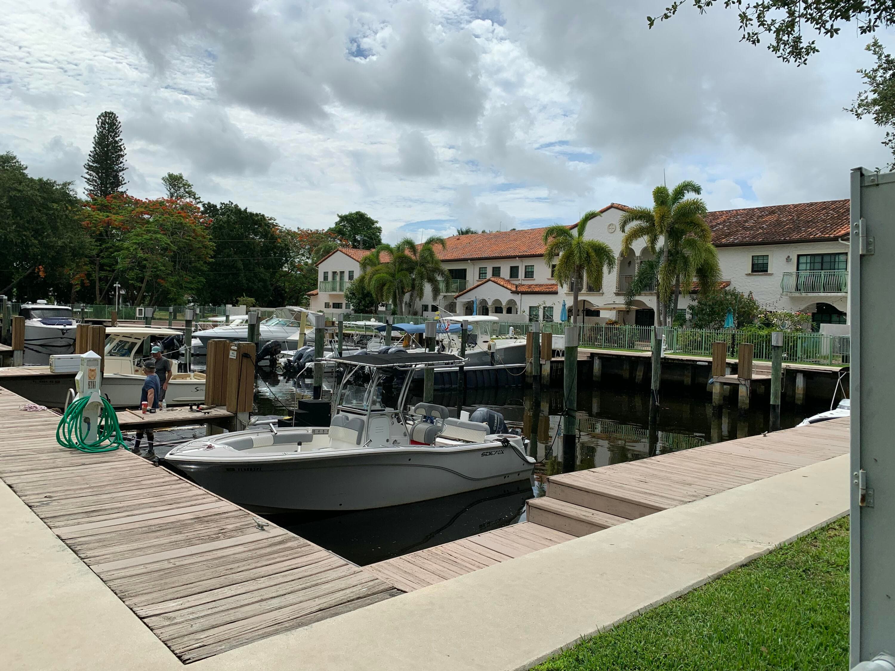 4419 Hidden Harbour Terrace 4419, Dania Beach, FL 33312 — photo 4 of 6