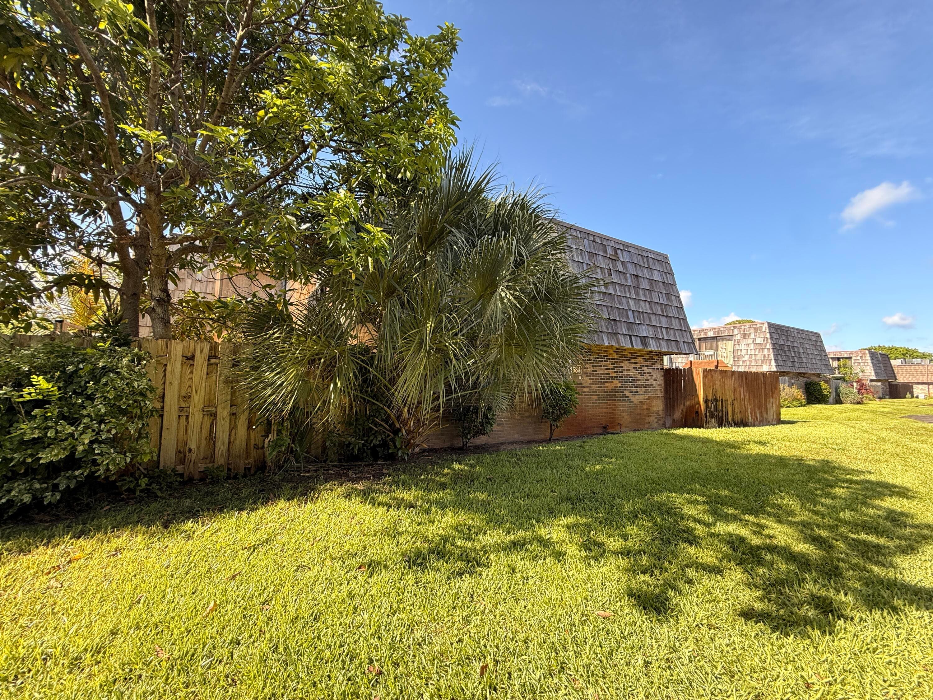 1684 Forest Lakes Circle A, West Palm Beach, FL 33406 — photo 7 of 124