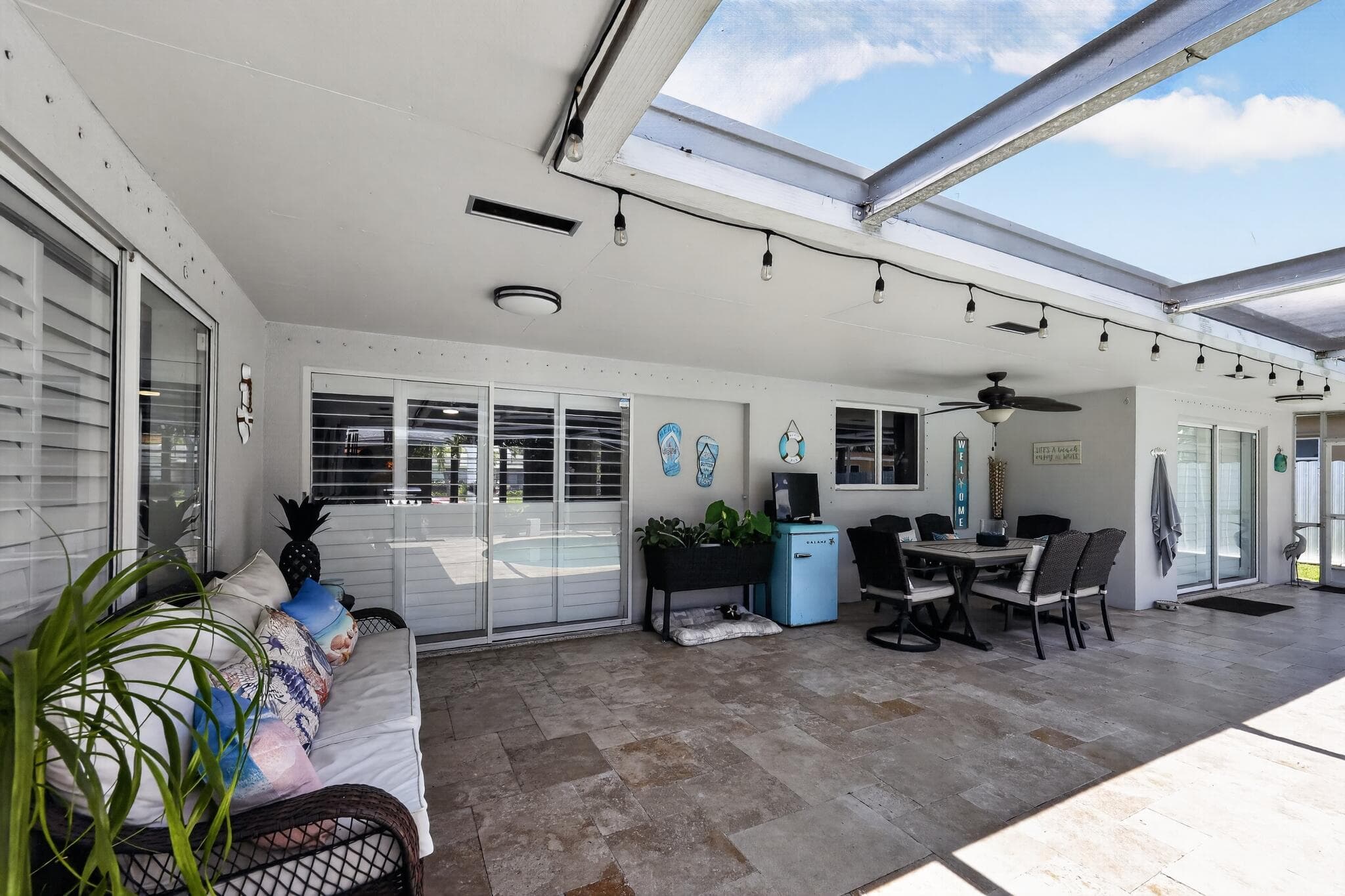 311 NW 93rd Terrace, Pembroke Pines, FL 33024 — photo 26 of 33