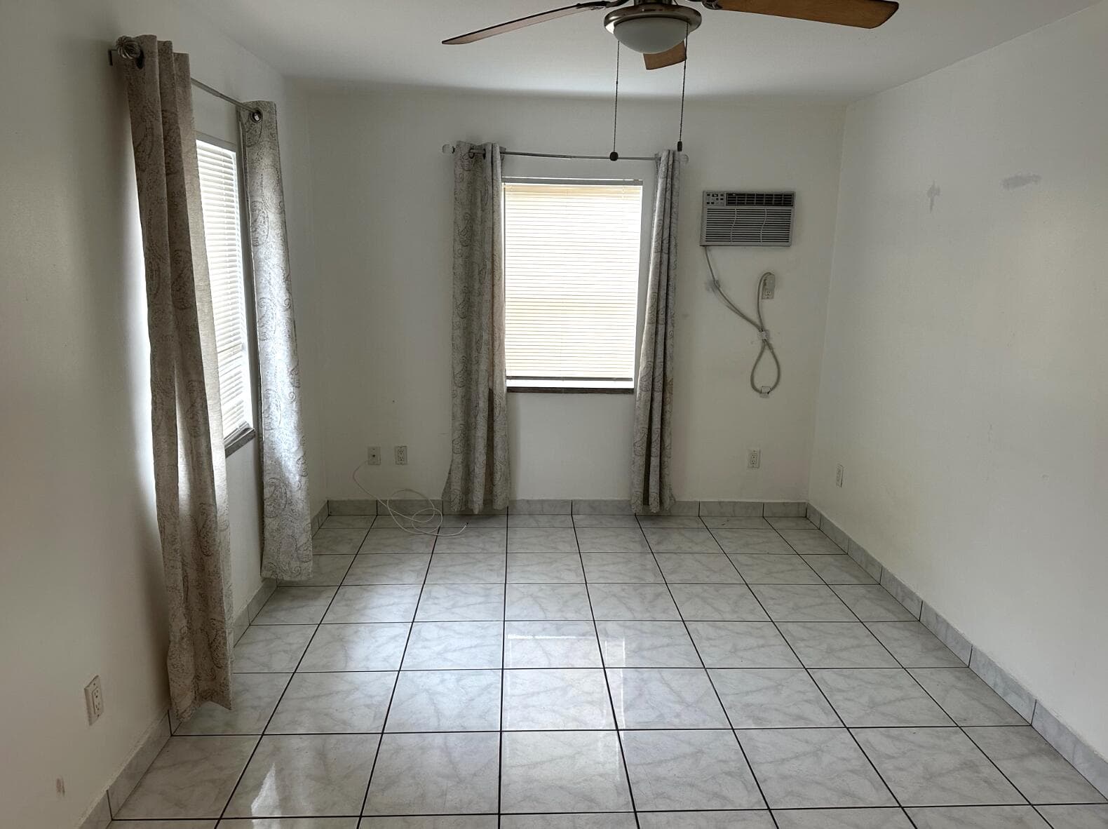 31 SW 10th Street 3, Dania Beach, FL 33004 — photo 5 of 10