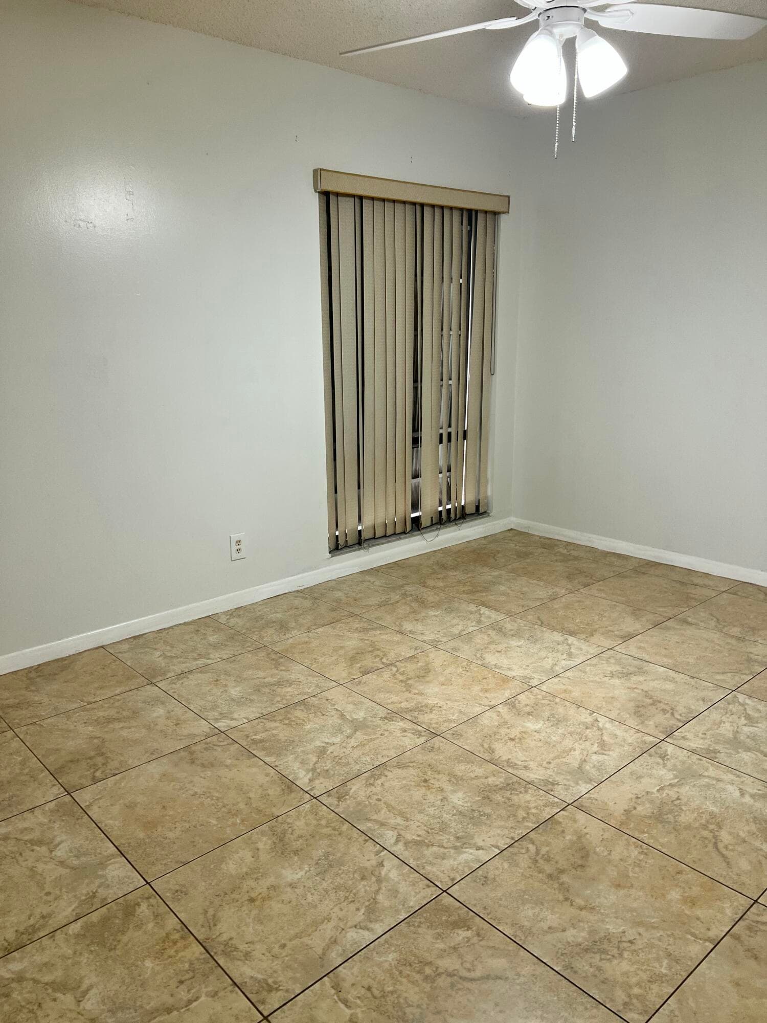 5672 Biscayne Drive S, Greenacres, FL 33463 — photo 9 of 21