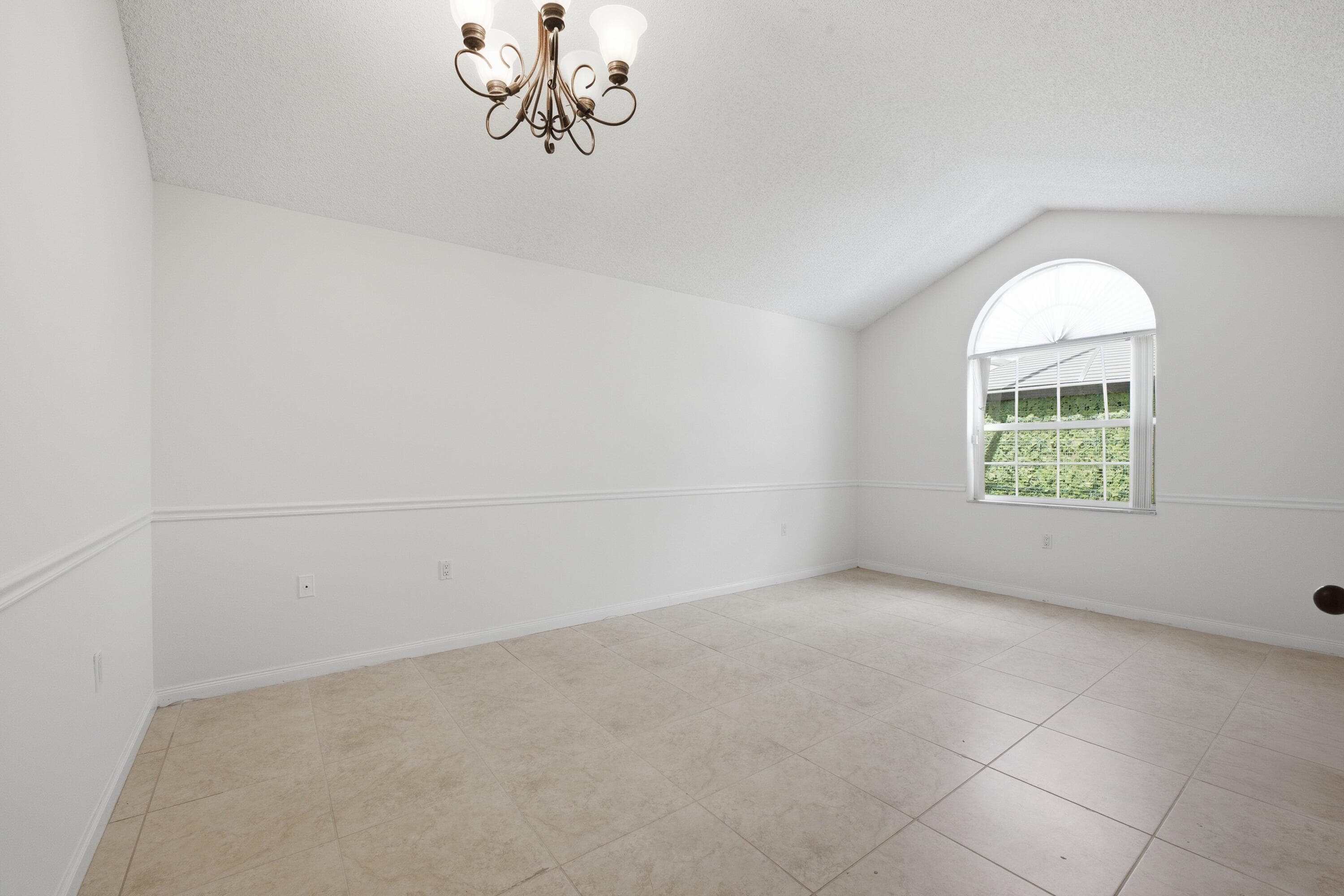 2319 Saratoga Bay Drive, West Palm Beach, FL 33409 — photo 21 of 32