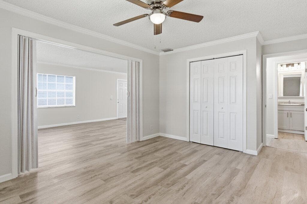 10098 S 42nd Drive, Boynton Beach, FL 33436 — photo 9 of 45