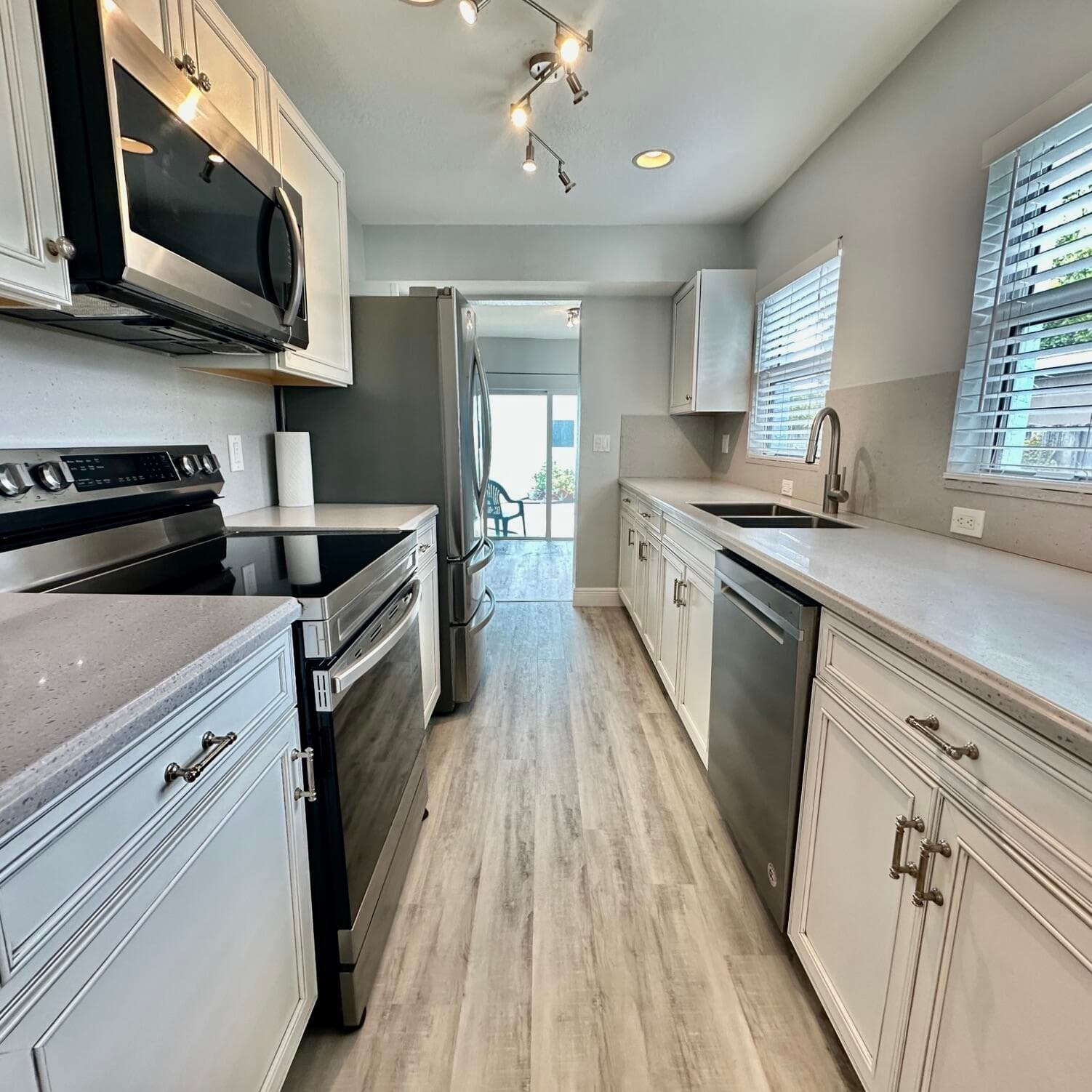 1329 NW 3rd Avenue, Fort Lauderdale, FL 33311 — photo 1 of 24