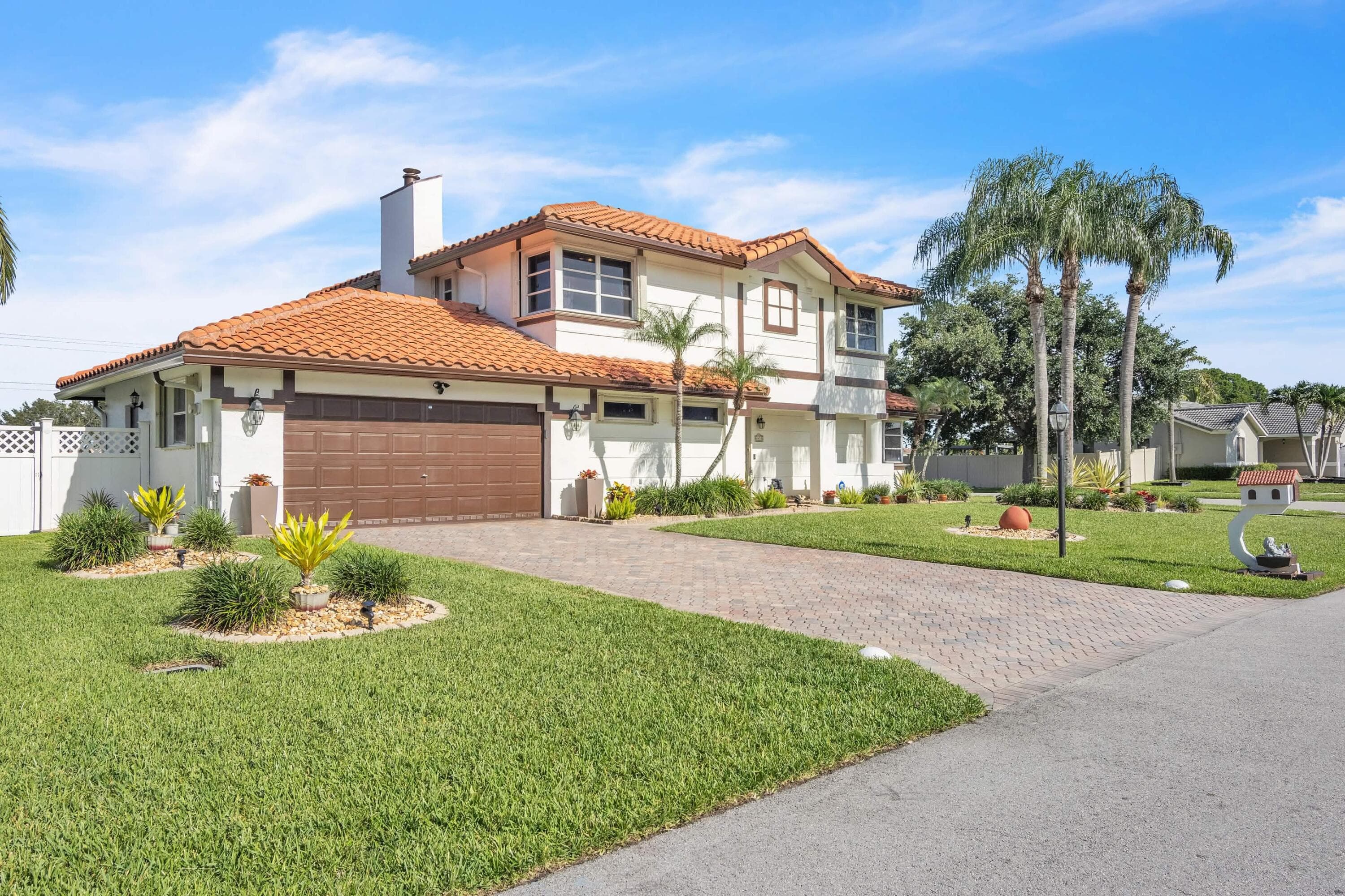 6431 Olde Moat Way, Davie, FL 33331 — photo 9 of 59