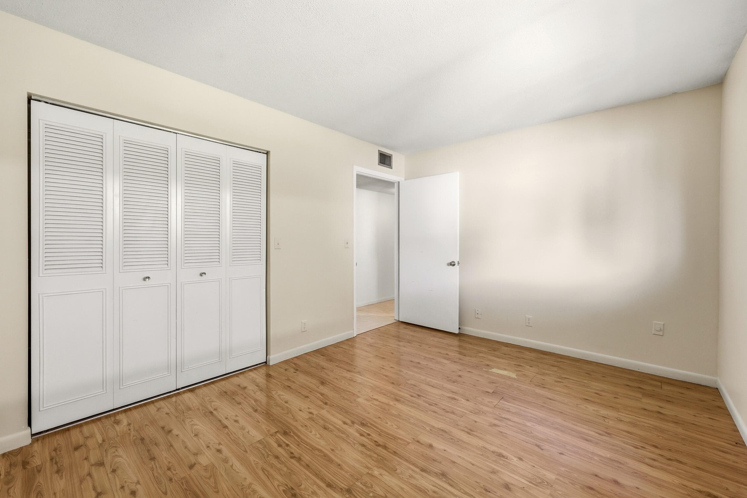 5160 Las Verdes Circle Unit 101, Delray Beach, FL 33484 — photo 21 of 42