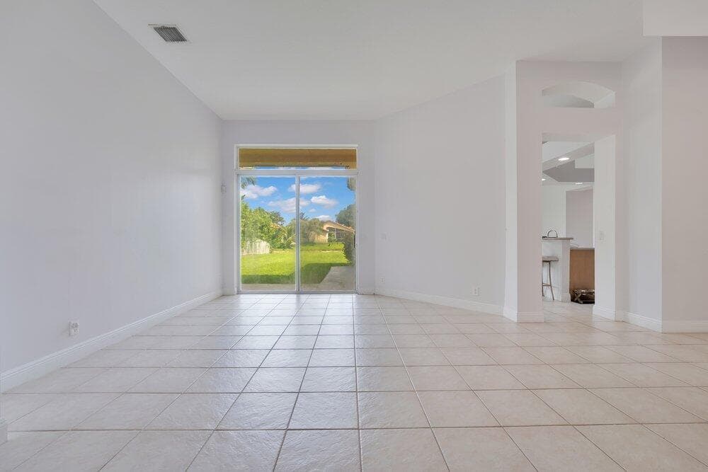 5005 NW 57th Terrace, Coral Springs, FL 33067 — photo 3 of 34