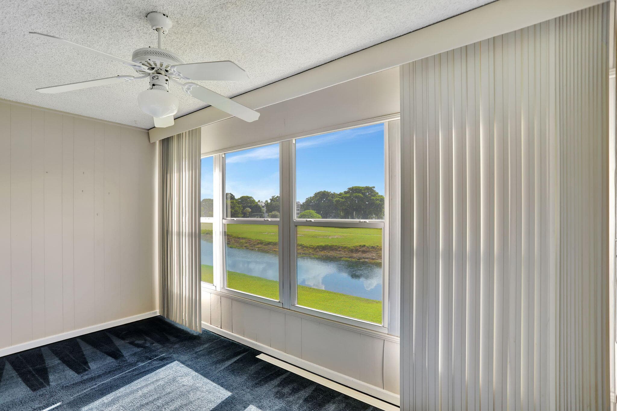 Condominium in Margate — photo 3 of 25