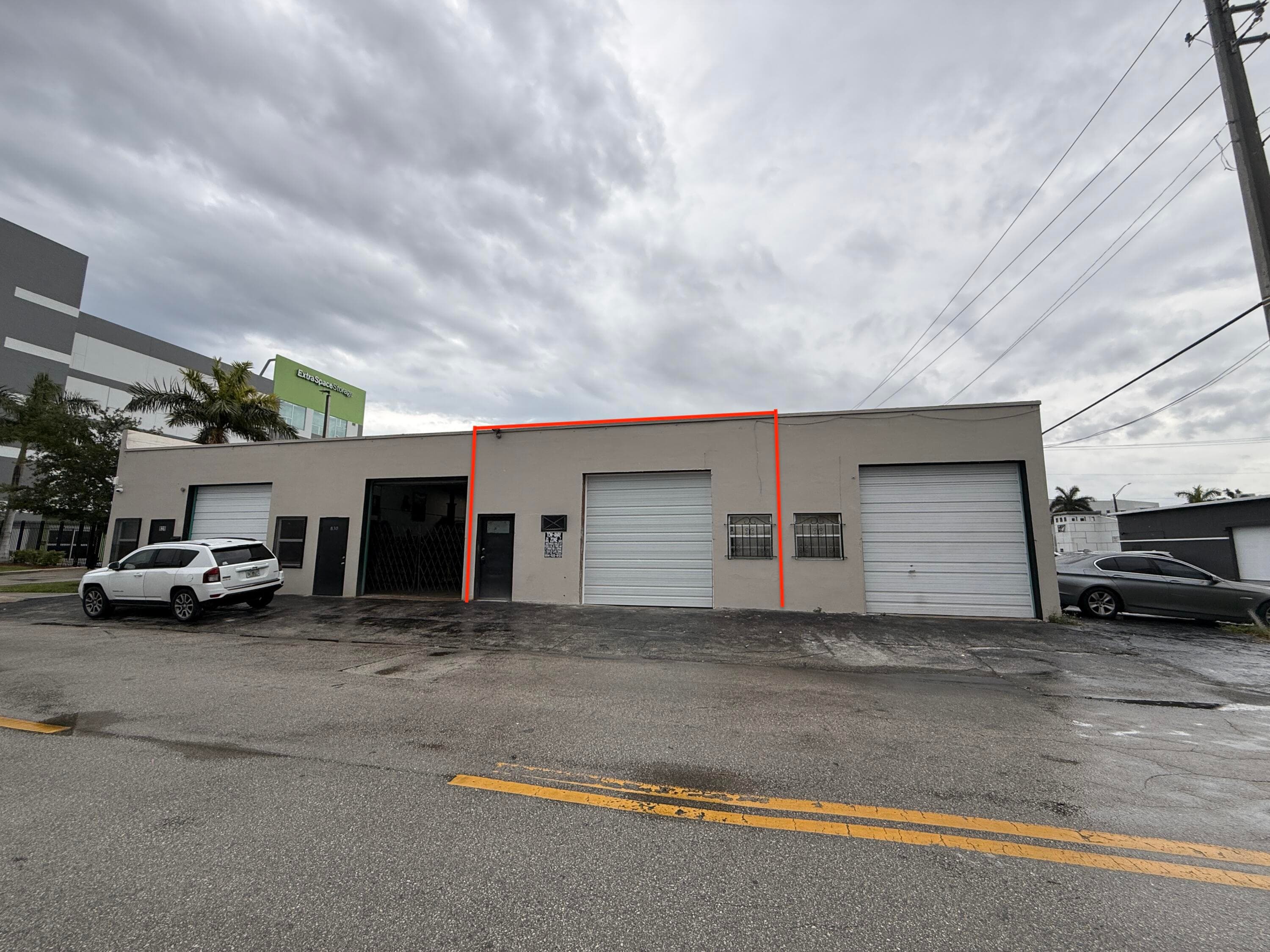 832 NW 1st Street, Fort Lauderdale, FL 33311 — photo 5 of 16