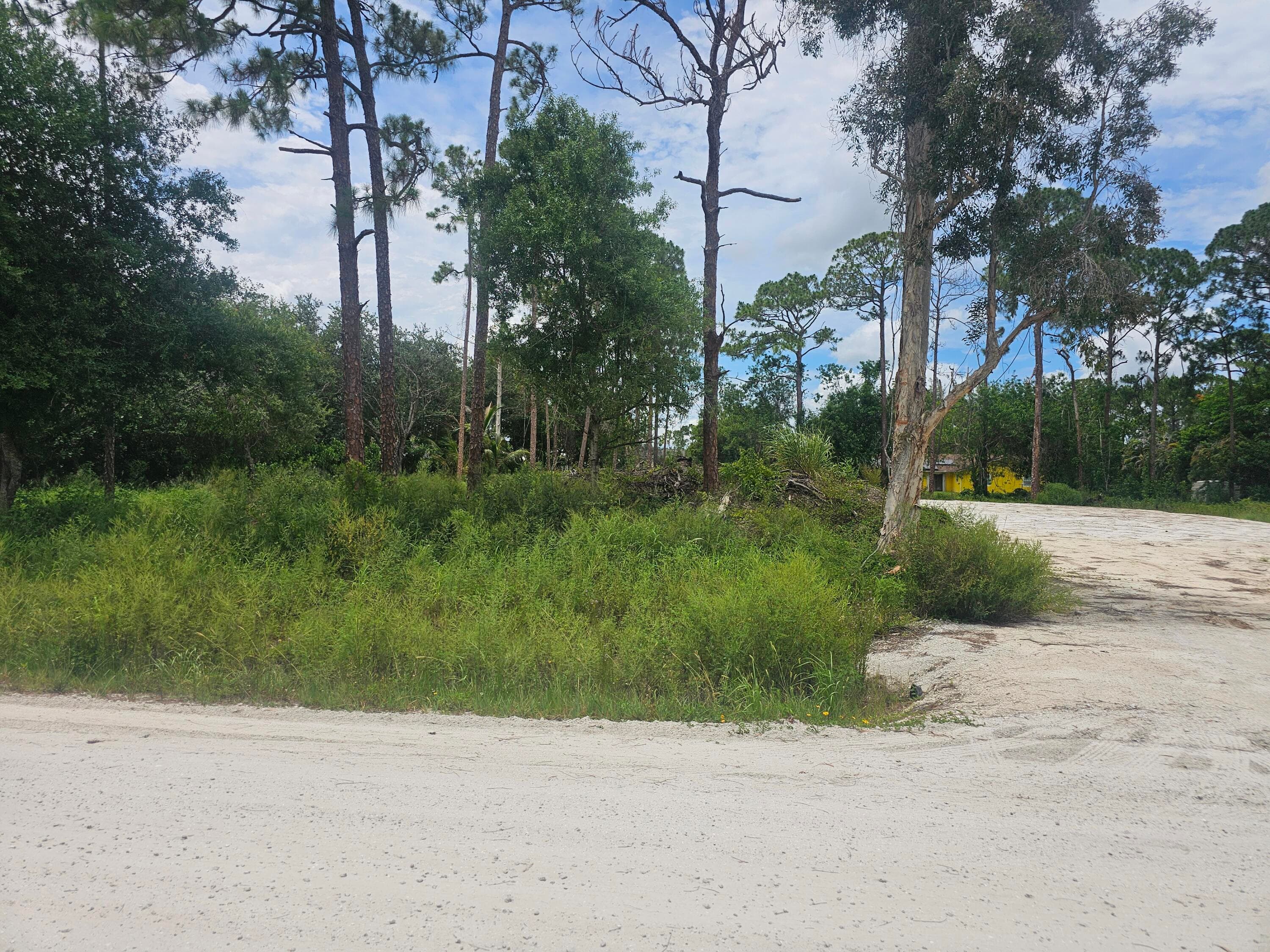 13841 76th Road N, The Acreage, FL 33412 — photo 2 of 5