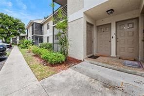 504 Gardens Drive 203, Pompano Beach, FL 33069 — photo 20 of 31