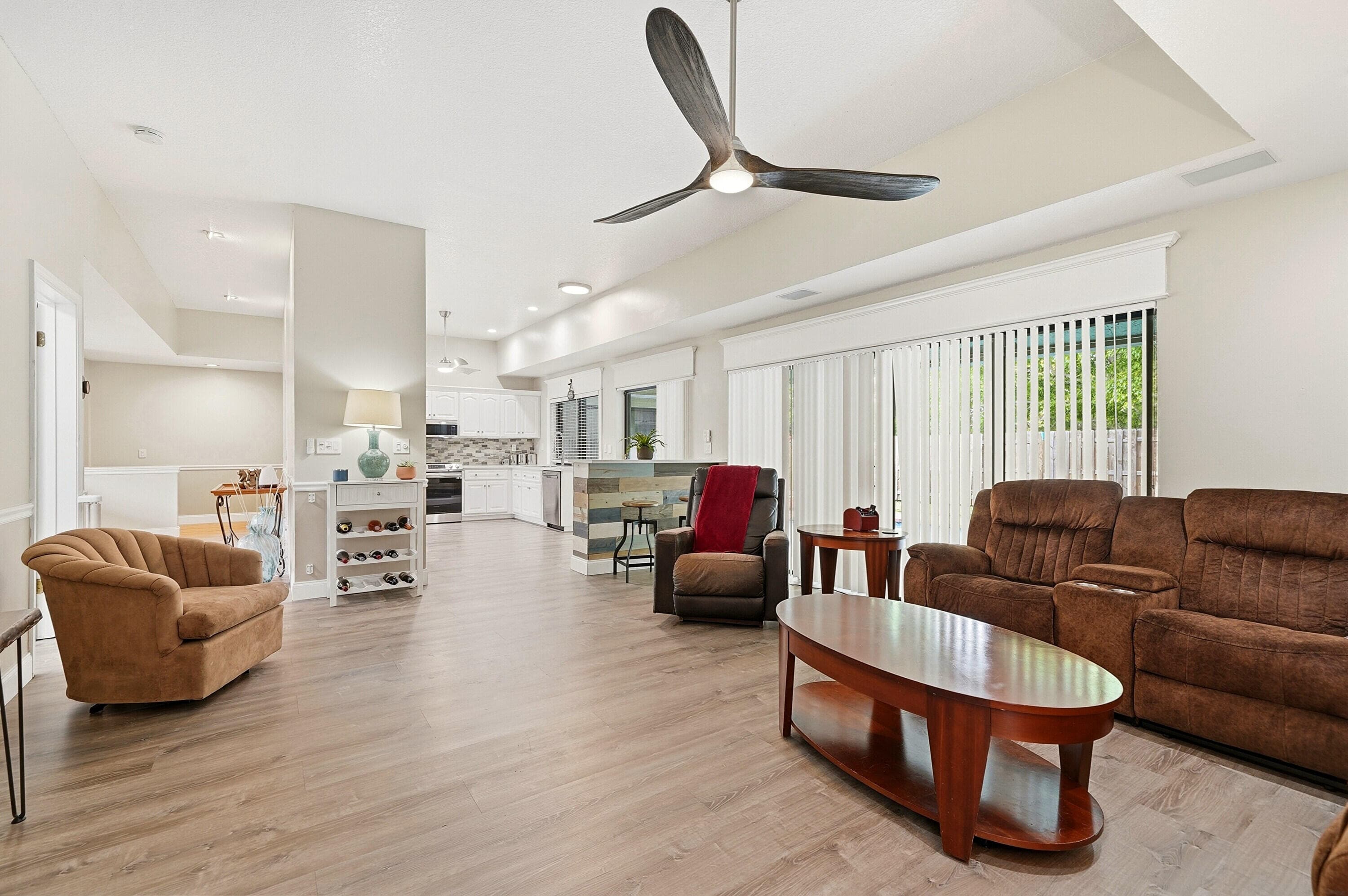 2145 NW 85th Lane, Coral Springs, FL 33071 — photo 9 of 38