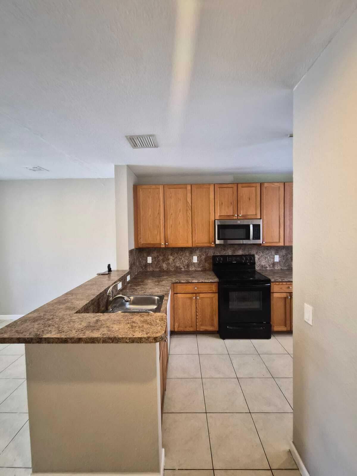 1710 NE 6th Street 1308, Boynton Beach, FL 33435 — photo 4 of 21