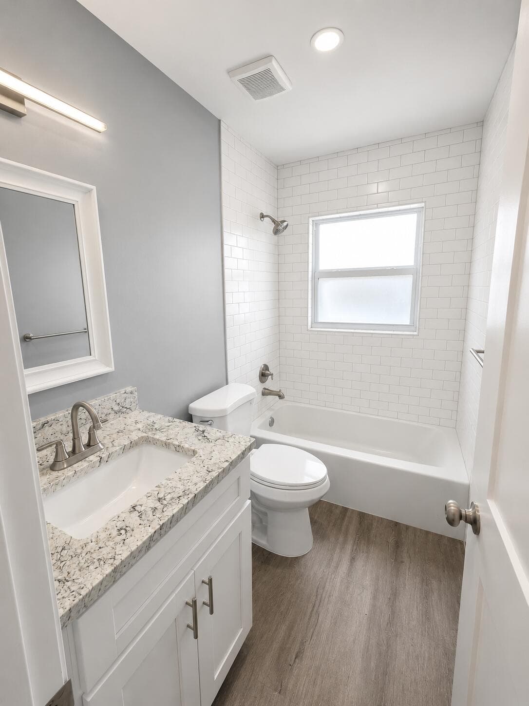 Condominium in Coral Springs — photo 7 of 12