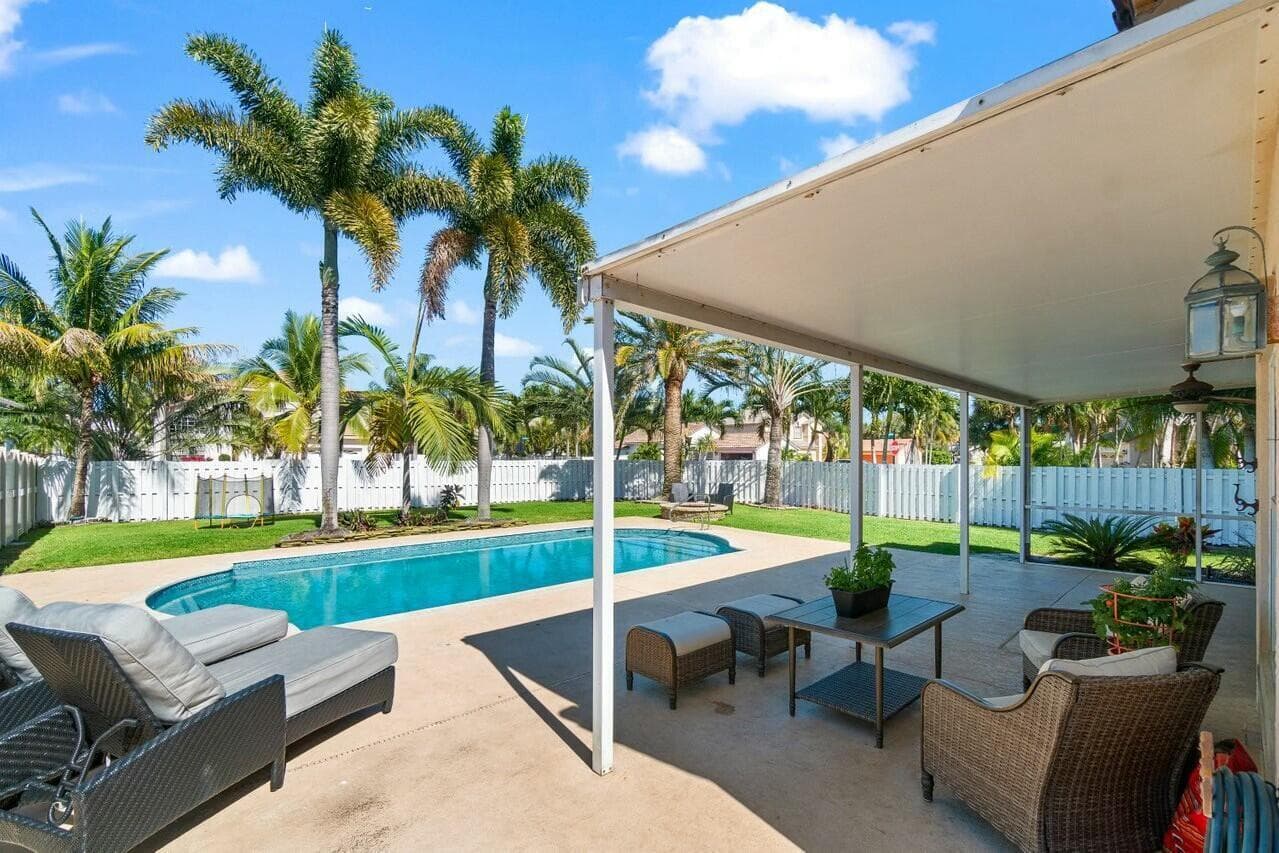 6779 Barrier Reef Street, Lake Worth, FL 33467 — photo 7 of 40