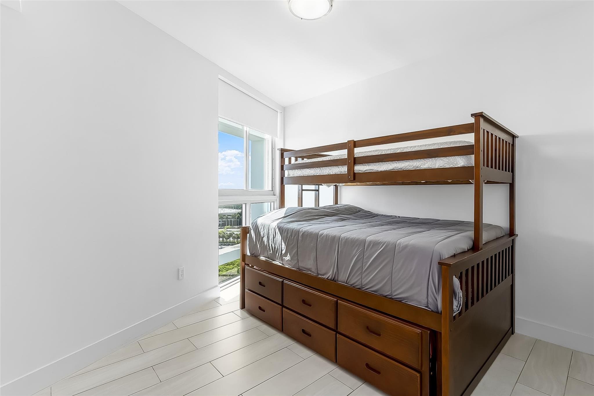 2000 Metropica Way 1410, Sunrise, FL 33323 — photo 15 of 46