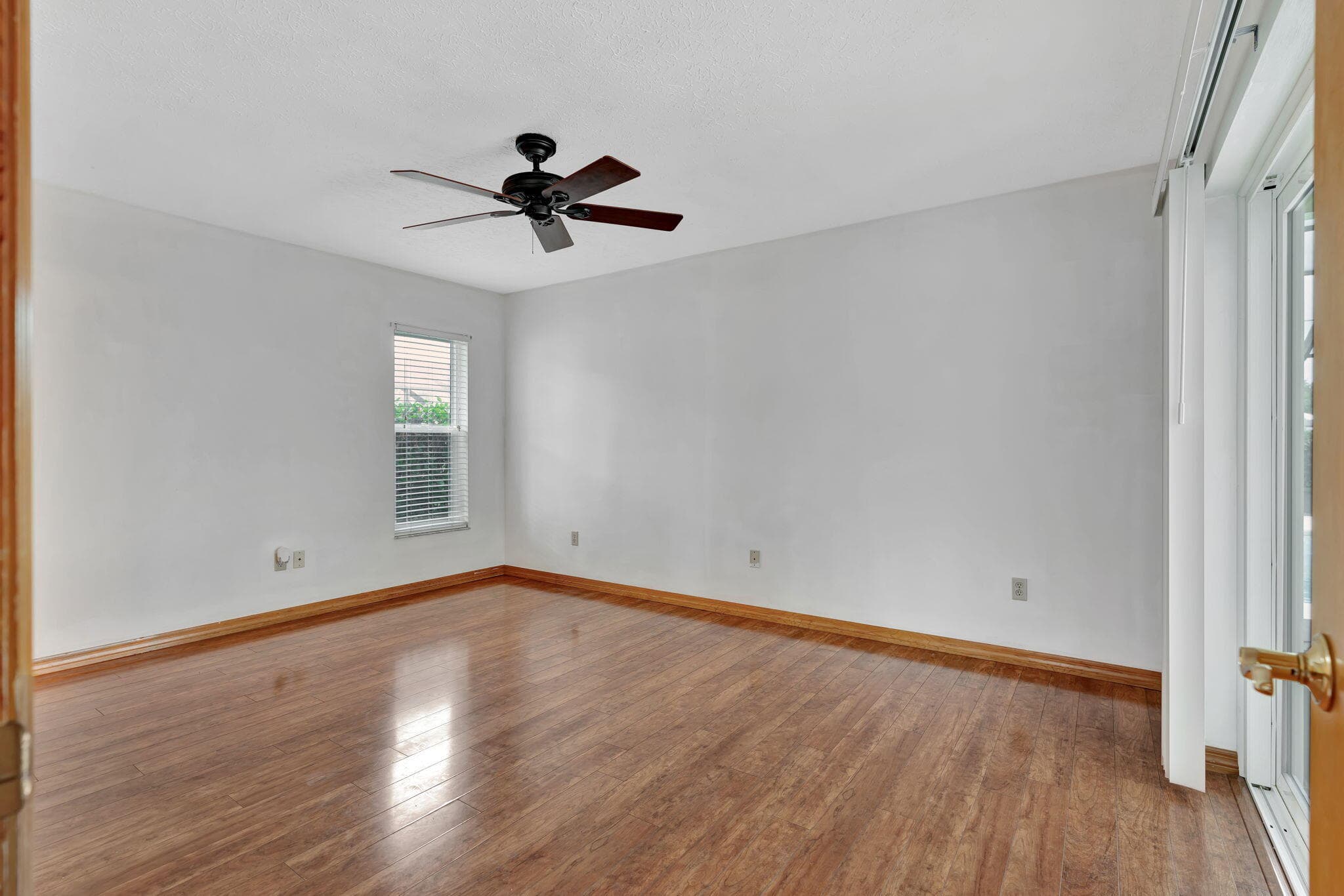 661 SE Crescent Avenue, Port St. Lucie, FL 34984 — photo 13 of 30