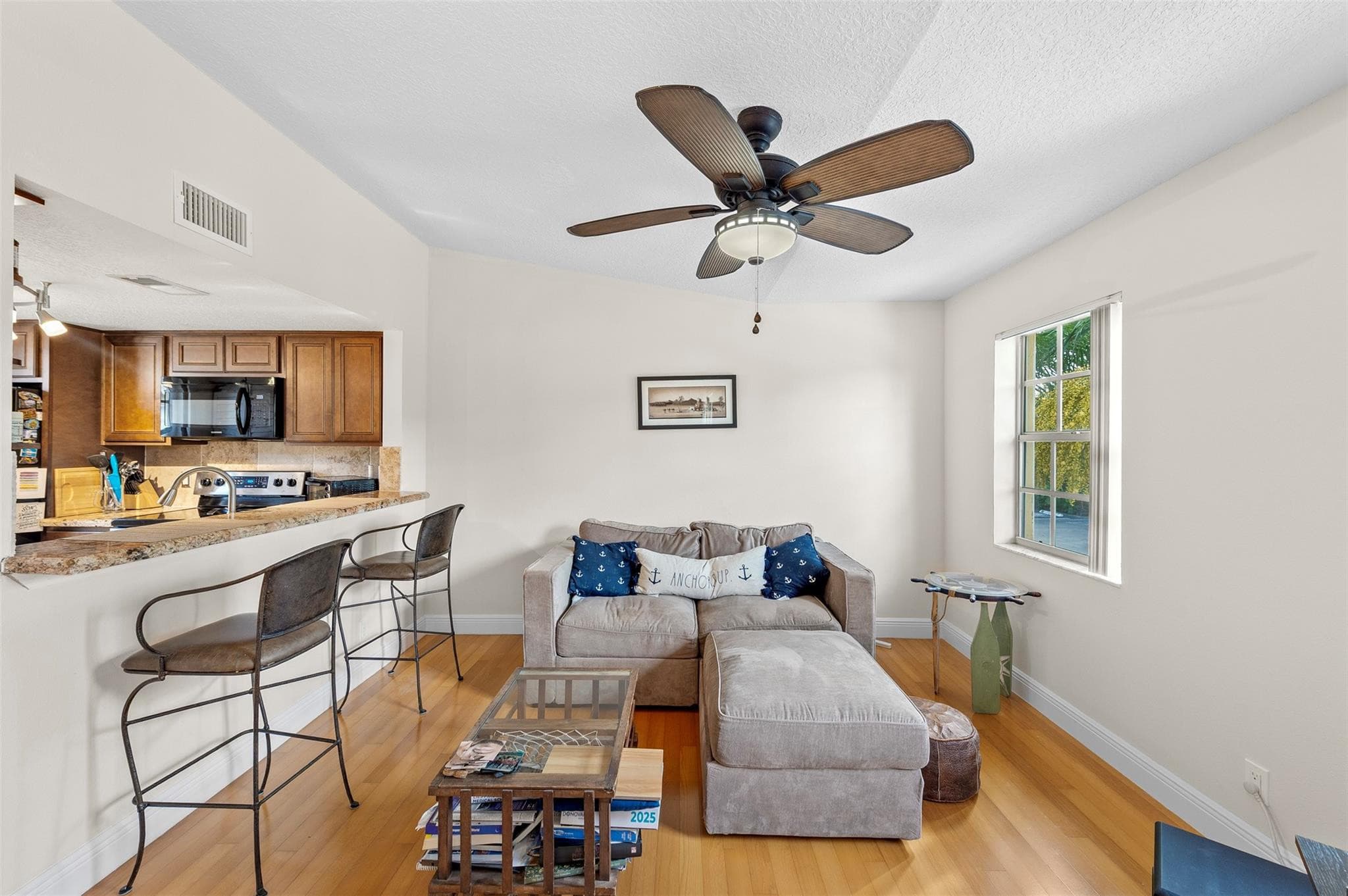 1035 Lake Shore Drive 105, Lake Park, FL 33403 — photo 5 of 32