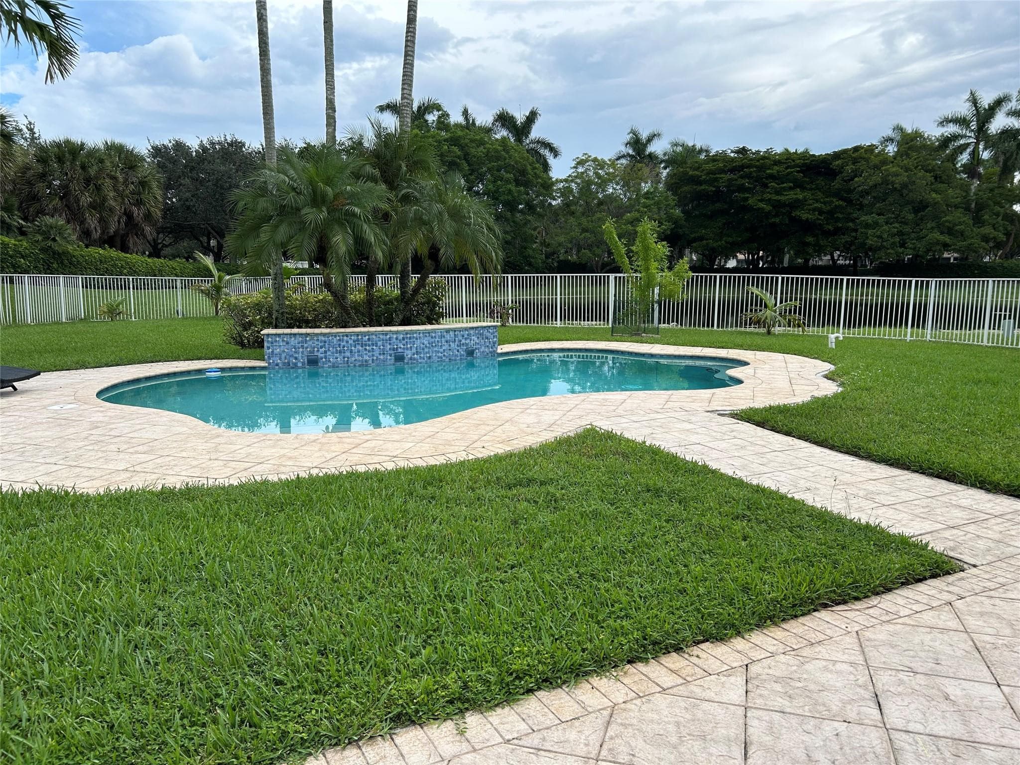 1094 Bluewood Terrace, Weston, FL 33327 — photo 6 of 6