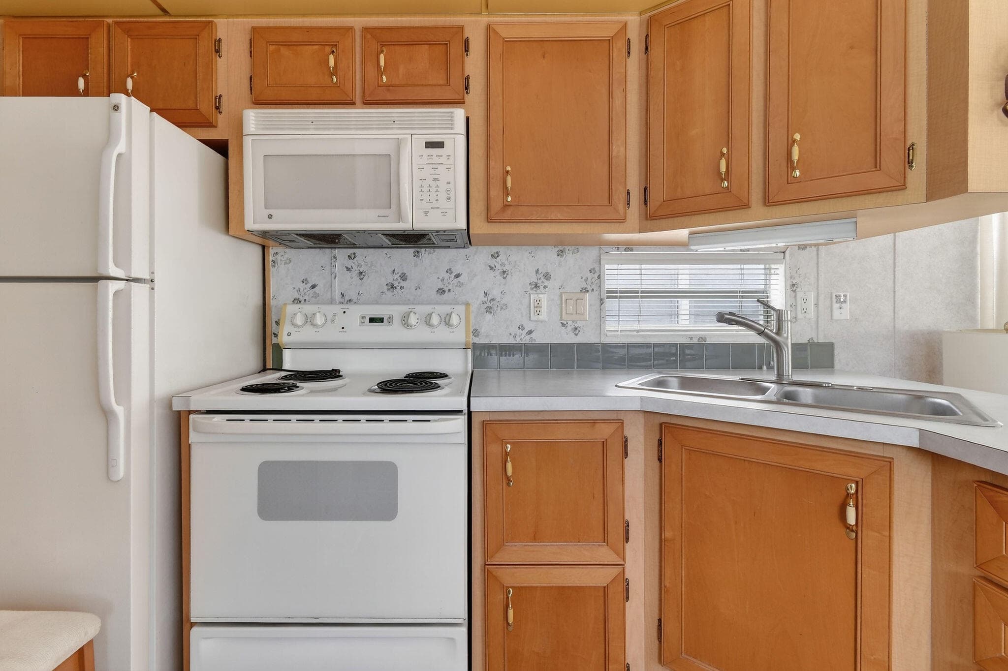 900 Juno Ocean Walk 2, Juno Beach, FL 33408 — photo 17 of 48