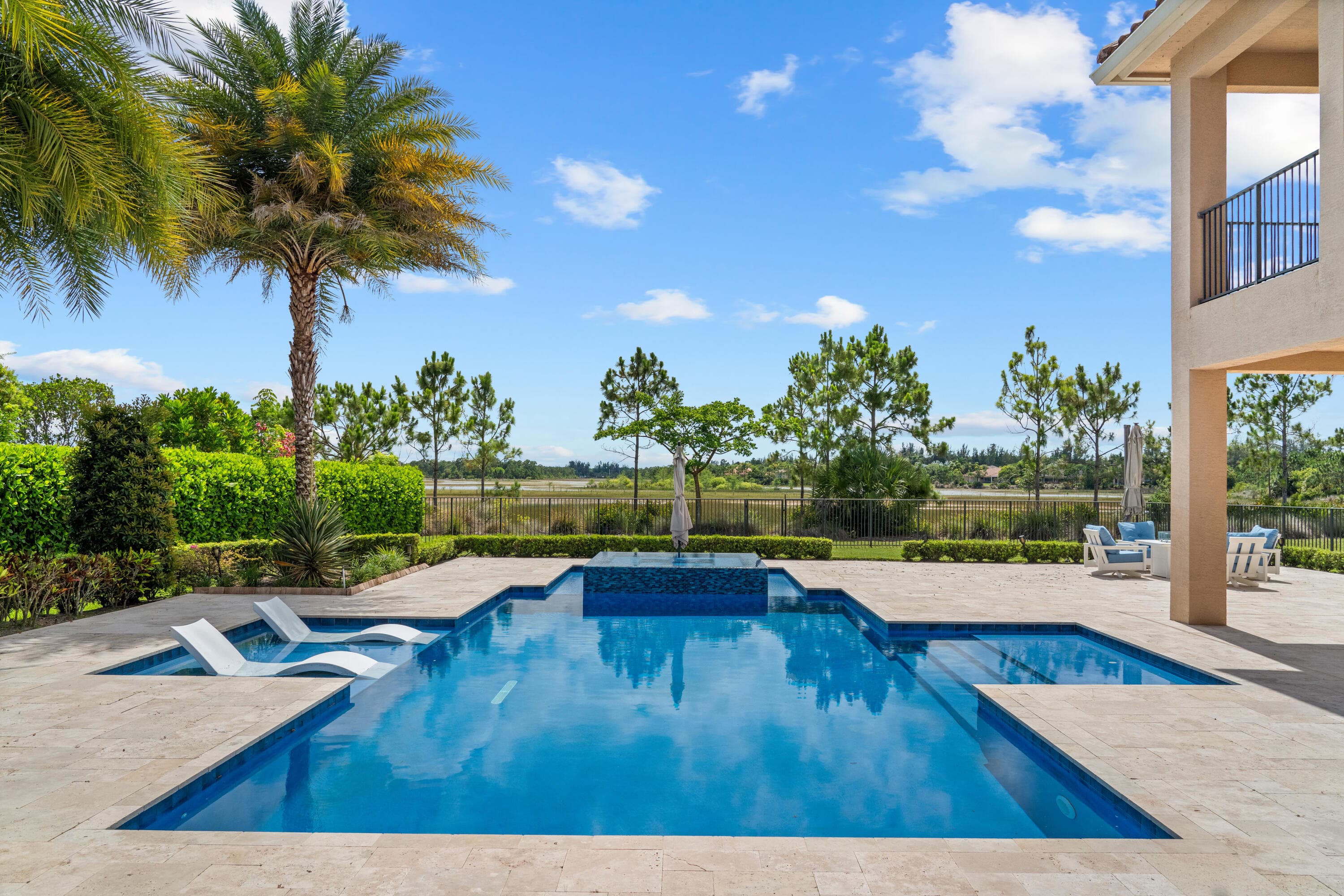 7727 Maywood Crest Drive, Palm Beach Gardens, FL 33412 — photo 4 of 63