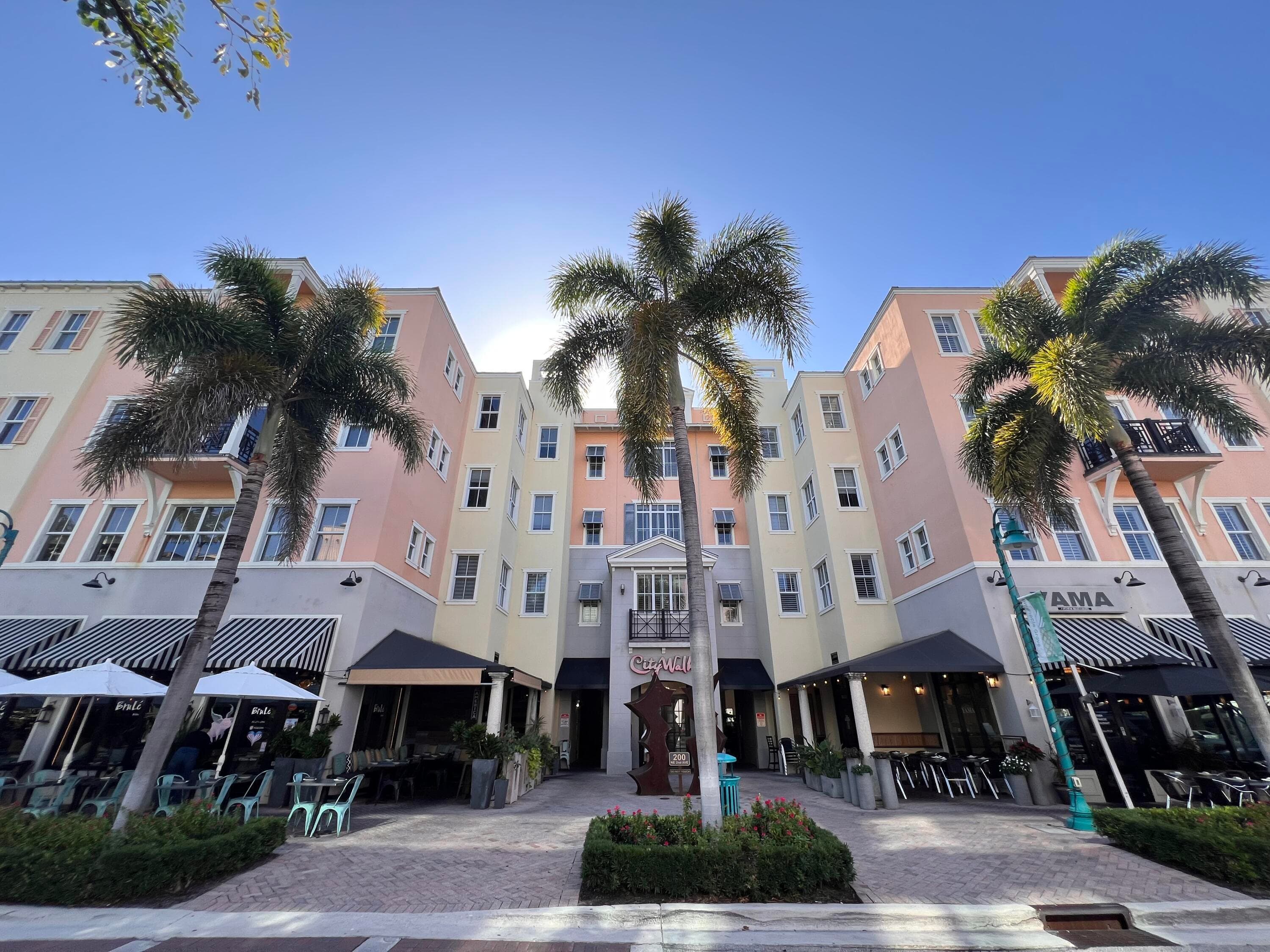 200 NE 2nd Avenue 316, Delray Beach, FL 33444 — photo 2 of 30