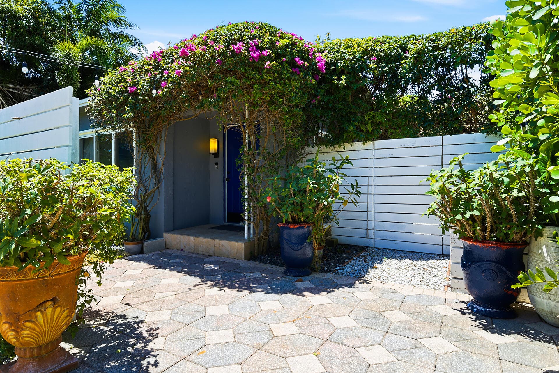 604 Piedmont Road, West Palm Beach, FL 33405 — photo 1 of 36