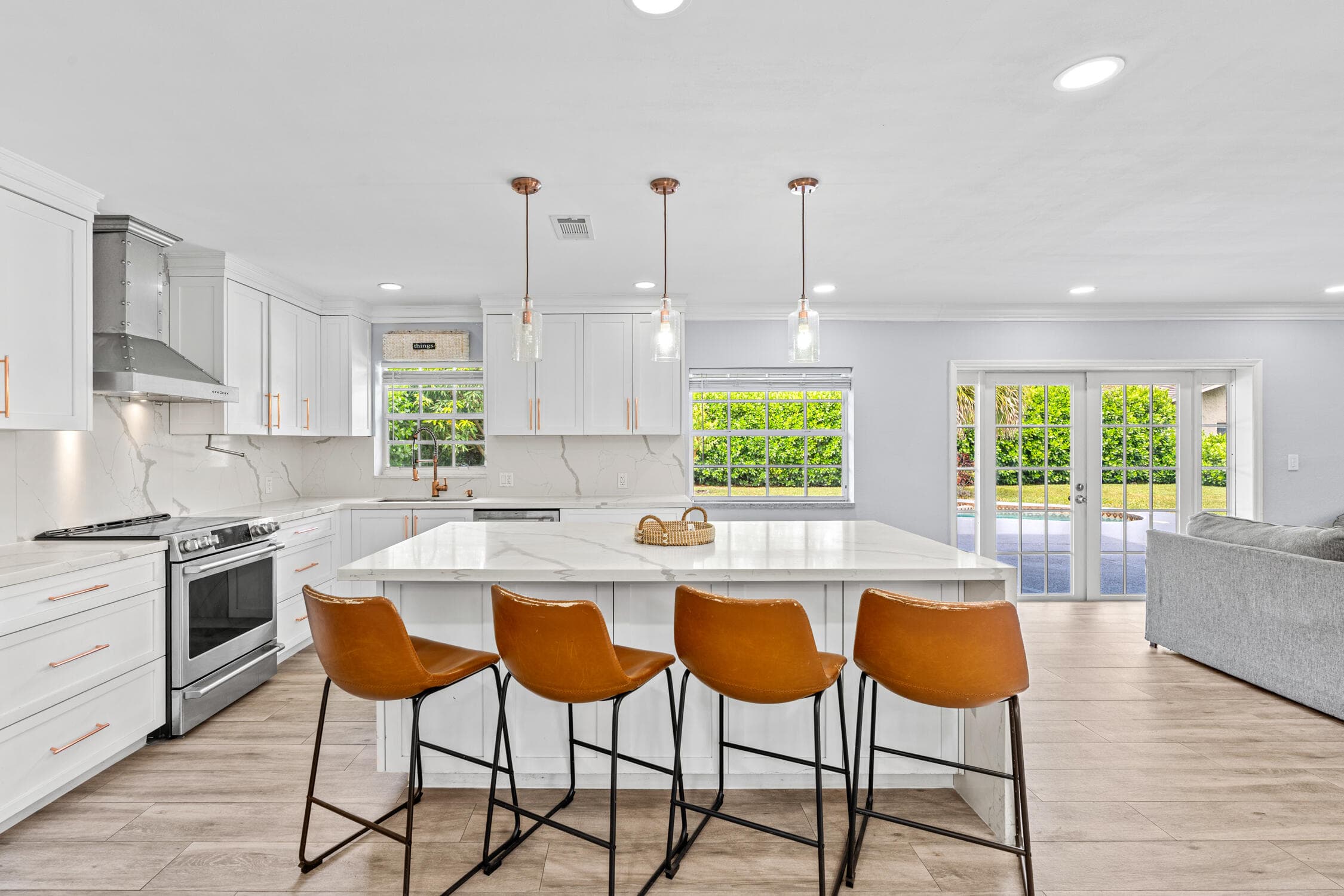 10098 Ramblewood Drive, Coral Springs, FL 33071 — photo 1 of 31