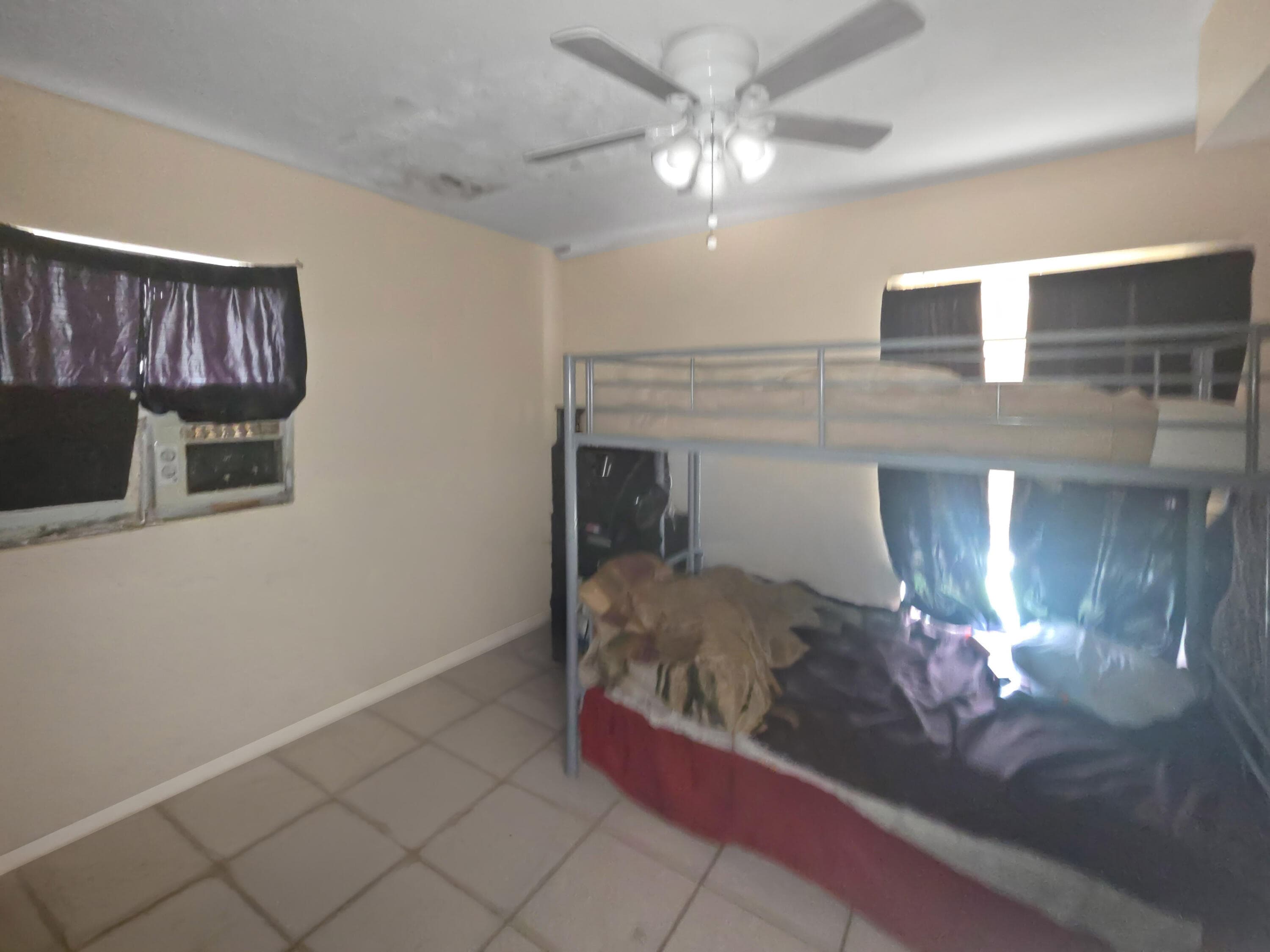 914 N 13th N Street, Fort Pierce, FL 34950 — photo 6 of 22