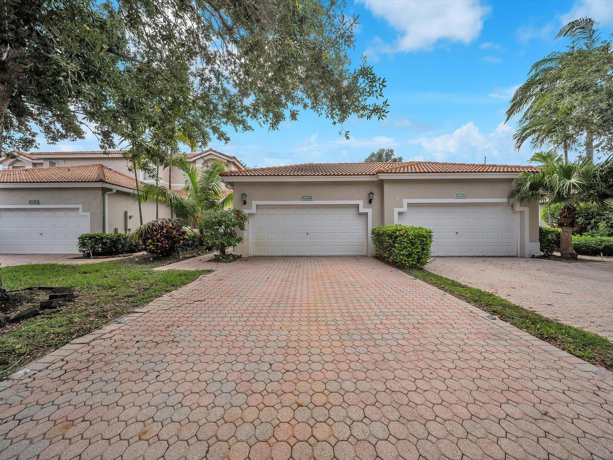 2851 E Aragon Boulevard 5, Sunrise, FL 33313 — photo 3 of 34