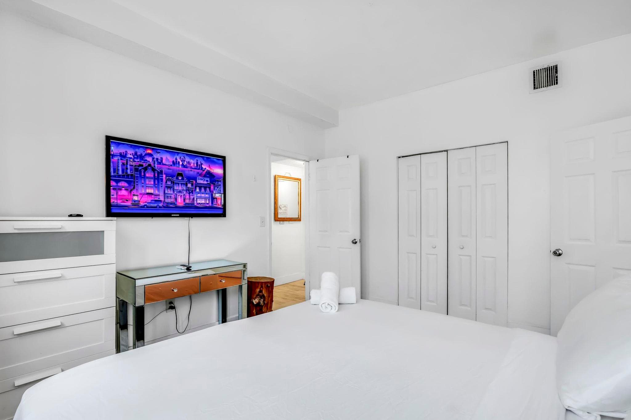 1342 Drexel Avenue 206, Miami Beach, FL 33139 — photo 19 of 32