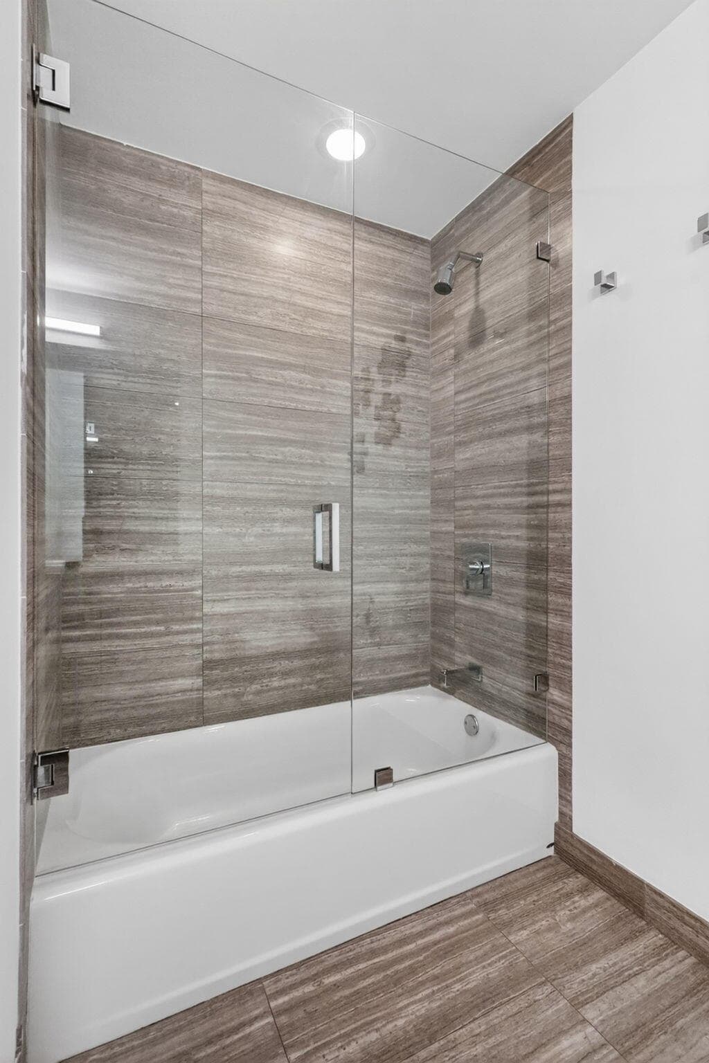 1010 Brickell Avenue 1607, Miami, FL 33131 — photo 25 of 53