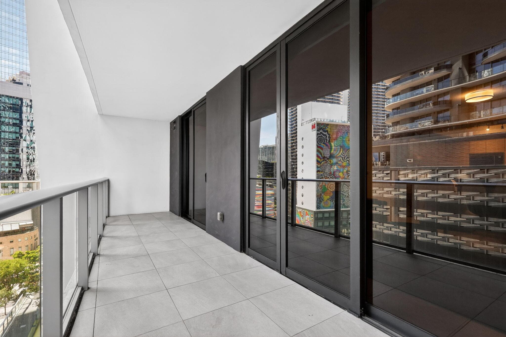 1010 Brickell Avenue 1607, Miami, FL 33131 — photo 29 of 53