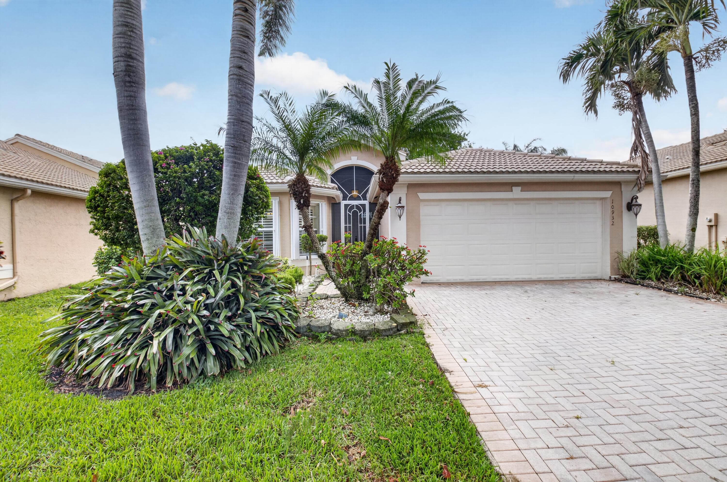 10932 Skyland Point, Boynton Beach, FL 33437 — photo 1 of 147