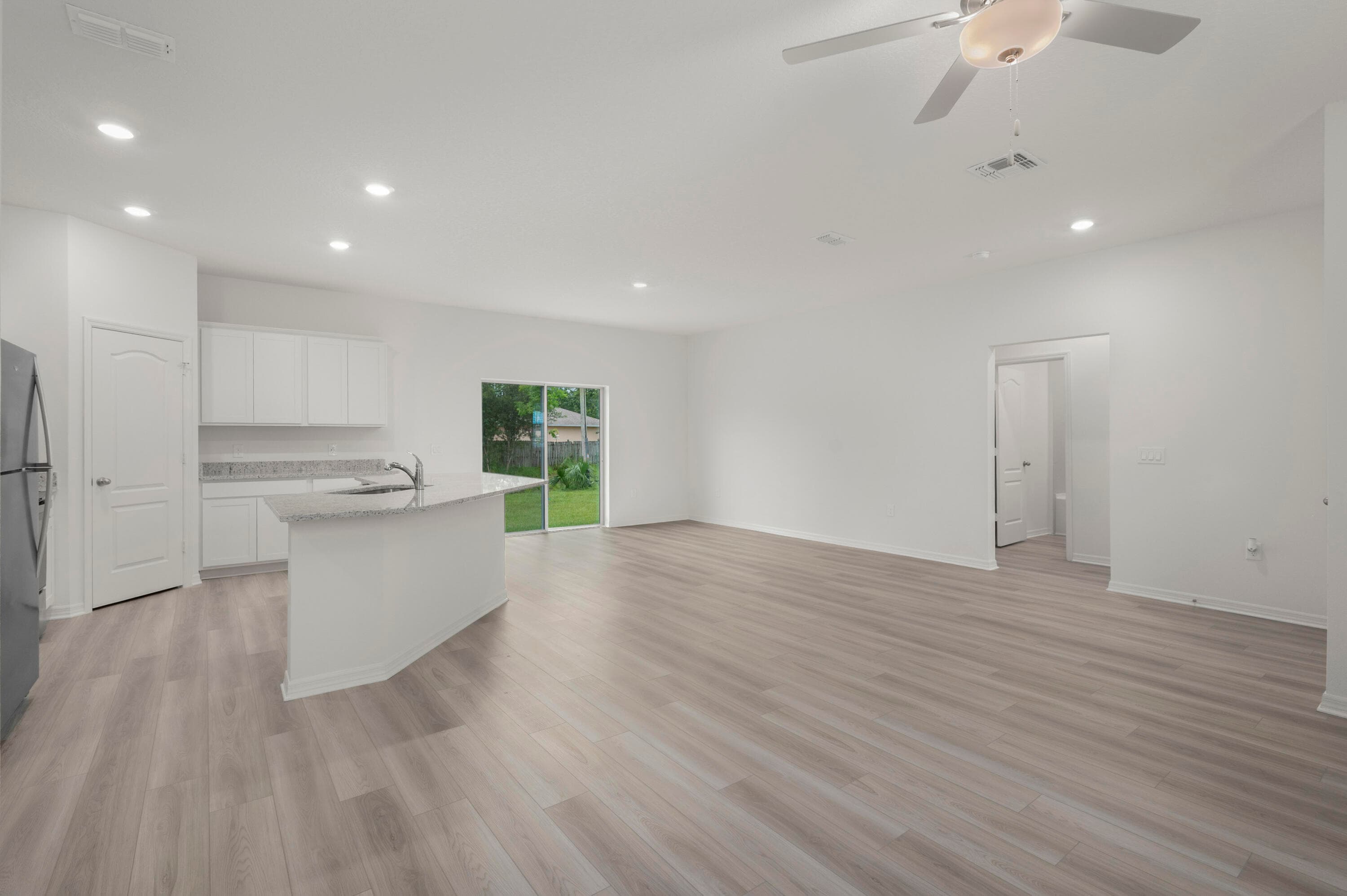 9375 103rd Avenue, Vero Beach, FL 32967 — photo 14 of 21
