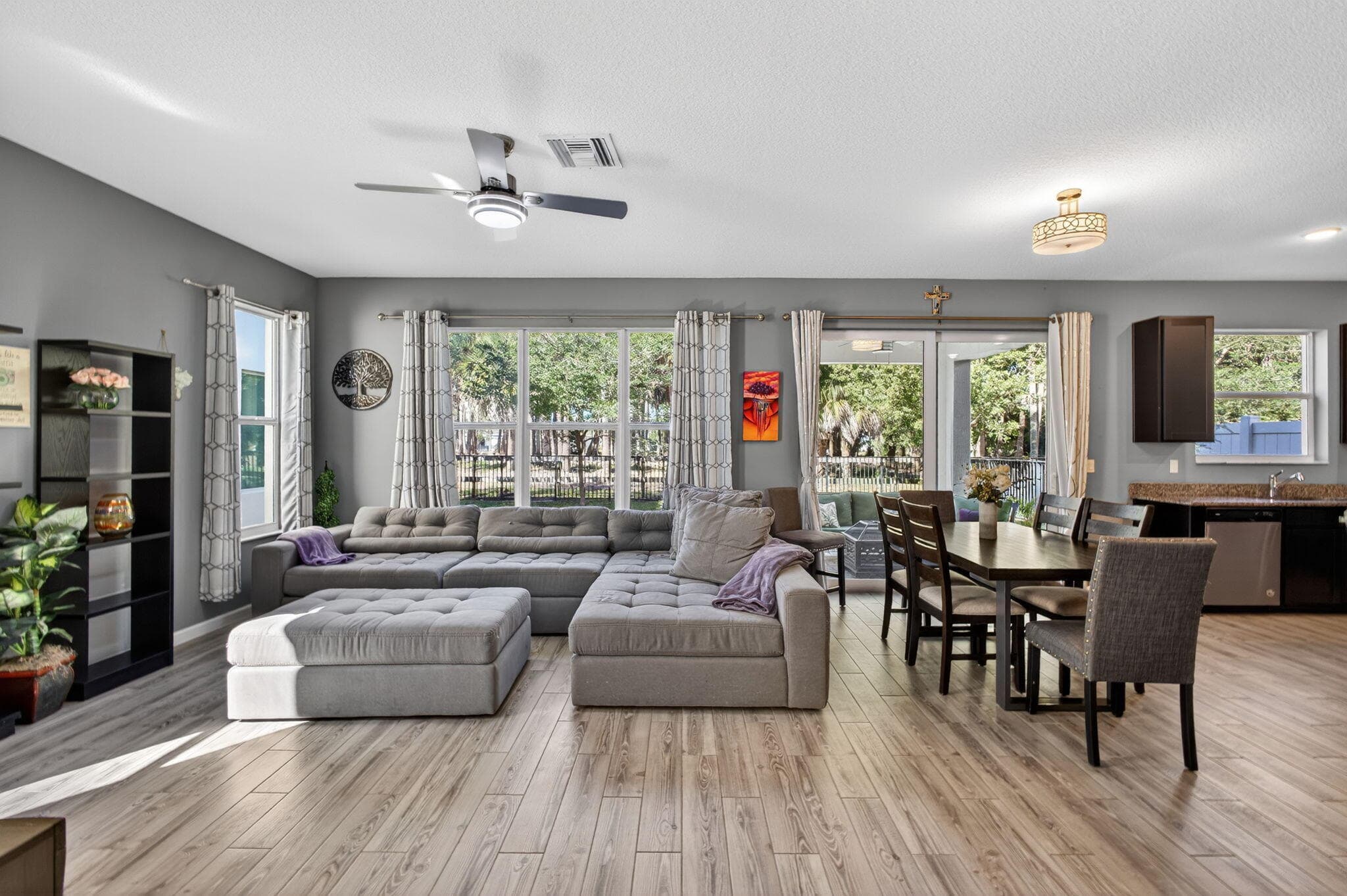 6607 Pointe Of Woods Drive, West Palm Beach, FL 33415 — photo 5 of 38
