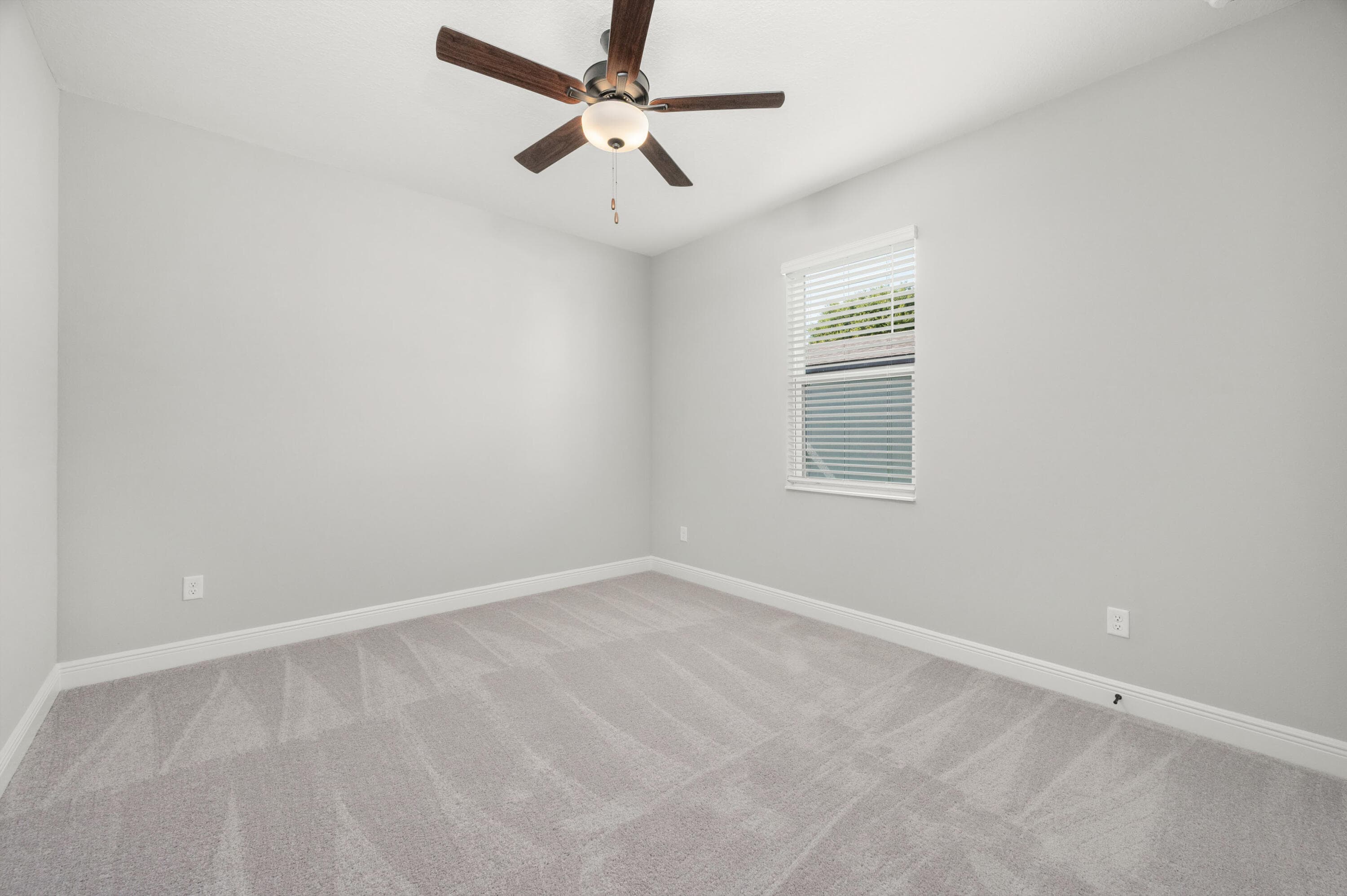 9335 101st Avenue, Vero Beach, FL 32967 — photo 14 of 28